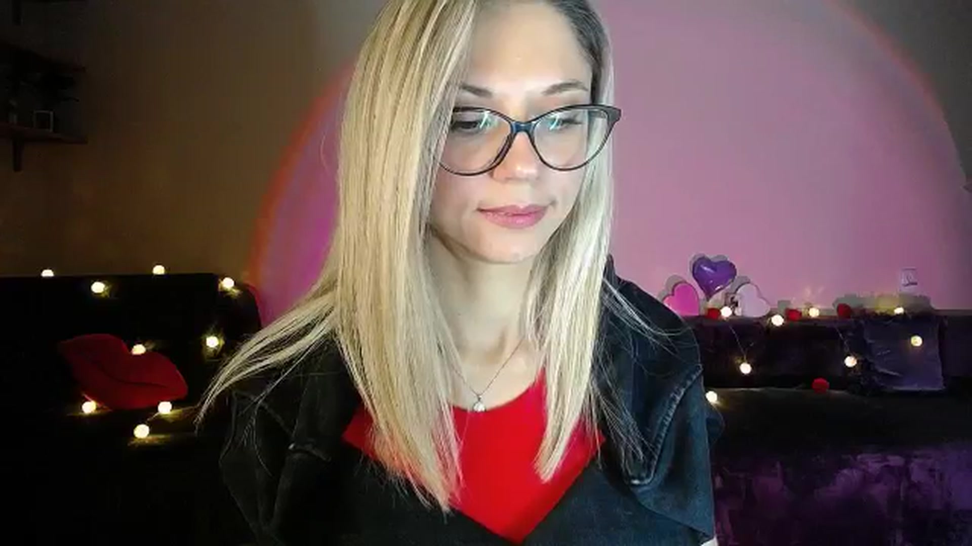 Gallery image thumbnail from Sunshine_alis's myfreecams stream on, 10/01/2025, 17:56 image 15 of 20