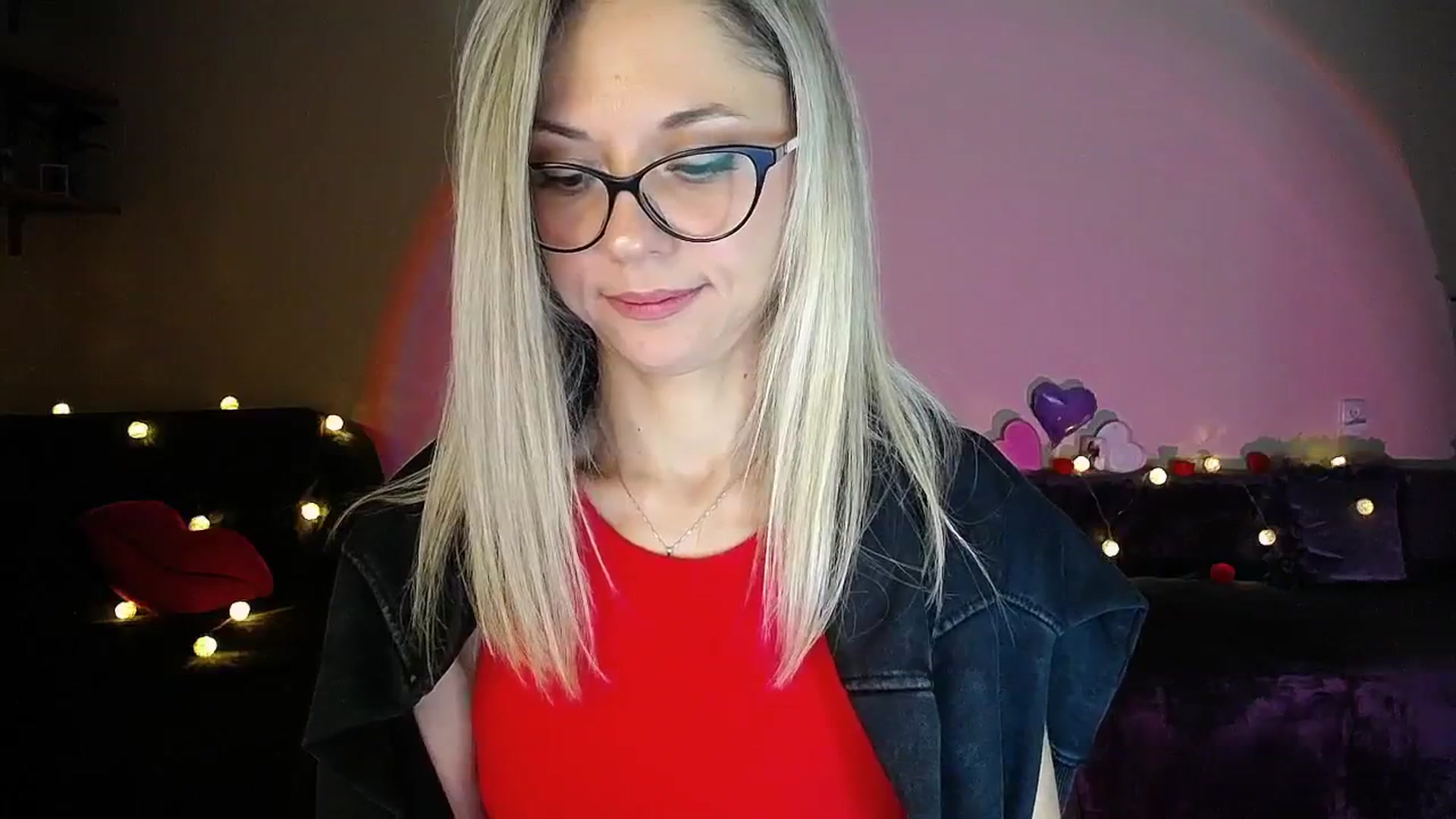 Gallery image thumbnail from Sunshine_alis's myfreecams stream on, 10/01/2025, 17:56 image 5 of 20