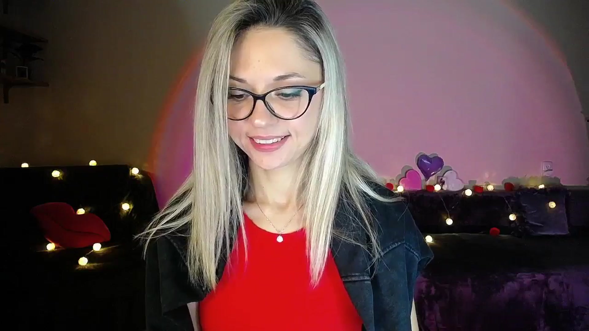 Gallery image thumbnail from Sunshine_alis's myfreecams stream on, 10/01/2025, 17:56 image 2 of 20