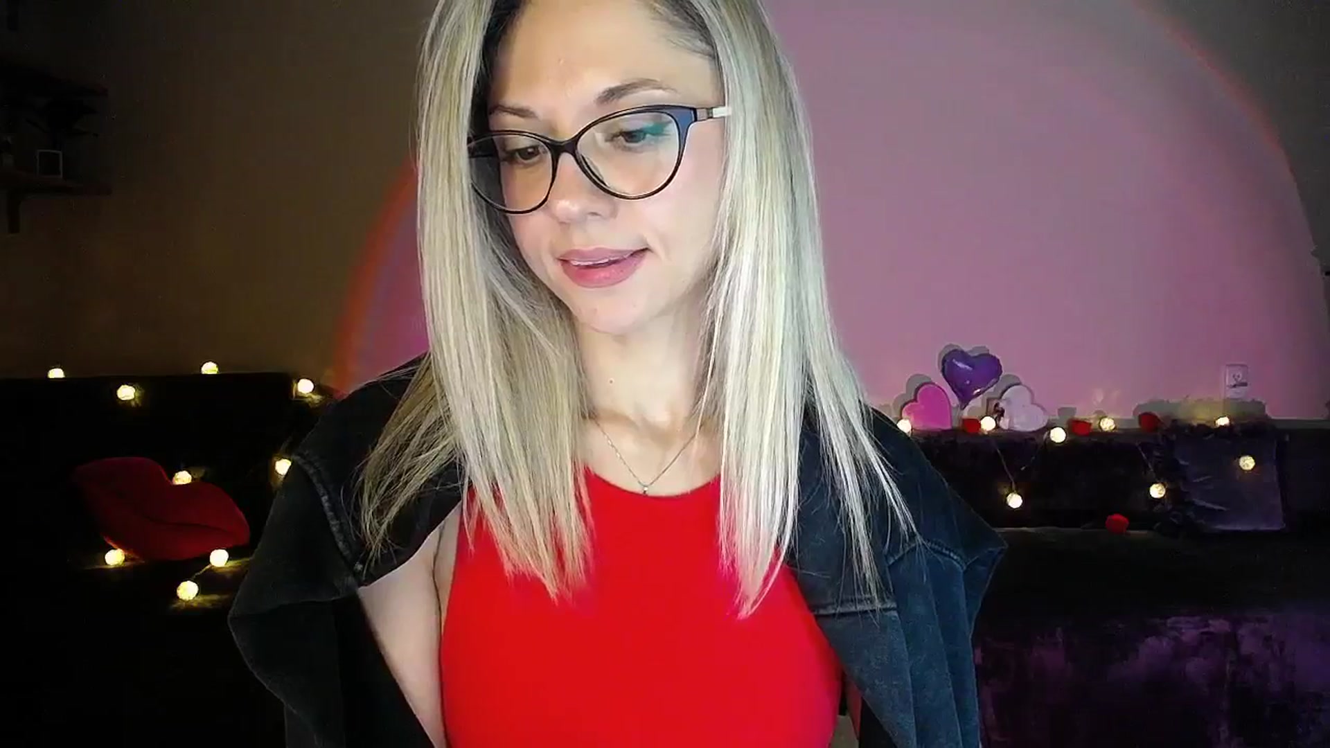 Gallery image thumbnail from Sunshine_alis's myfreecams stream on, 10/01/2025, 17:56 image 6 of 20