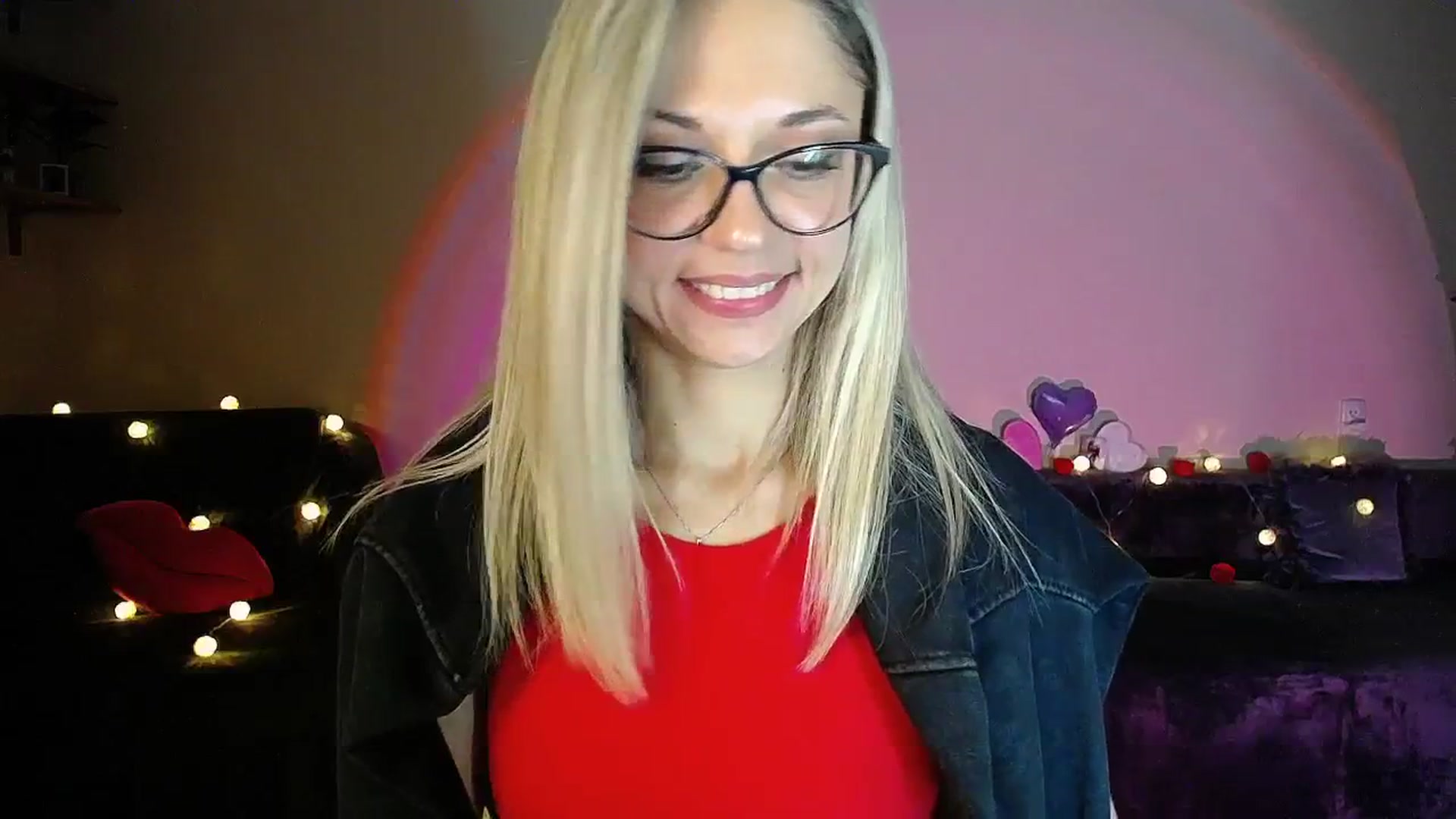 Gallery image thumbnail from Sunshine_alis's myfreecams stream on, 10/01/2025, 17:56 image 4 of 20