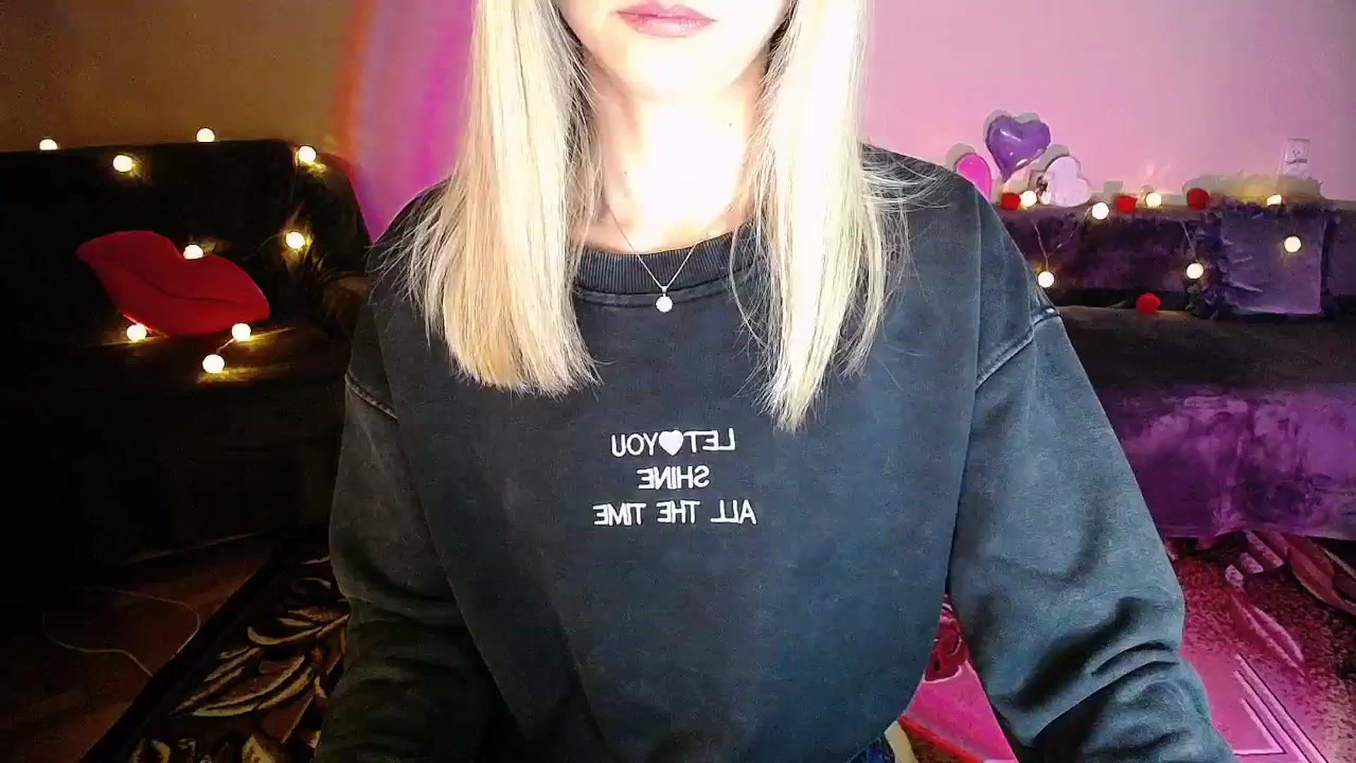 Gallery image thumbnail from Sunshine_alis's myfreecams stream on, 10/01/2025, 19:48 image 13 of 20