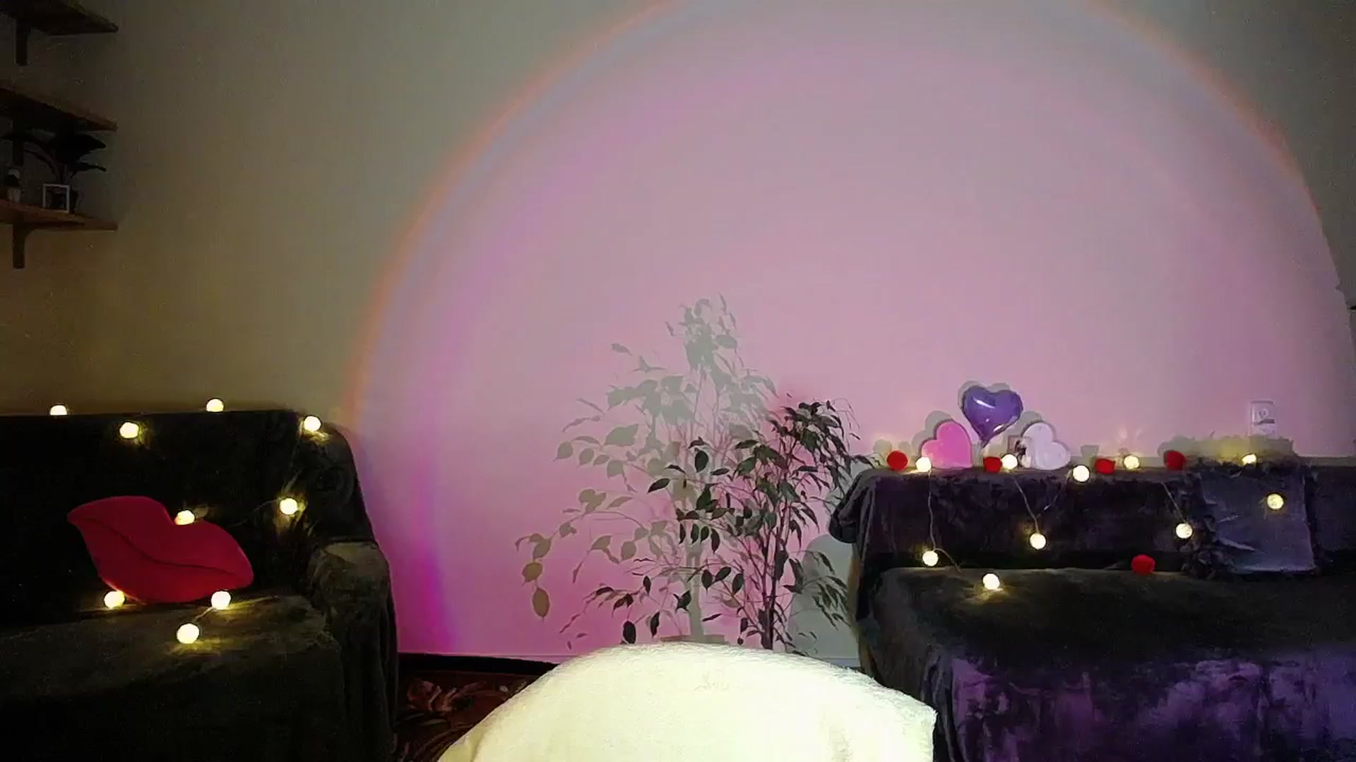 Gallery image thumbnail from Sunshine_alis's myfreecams stream on, 10/01/2025, 19:48 image 3 of 20