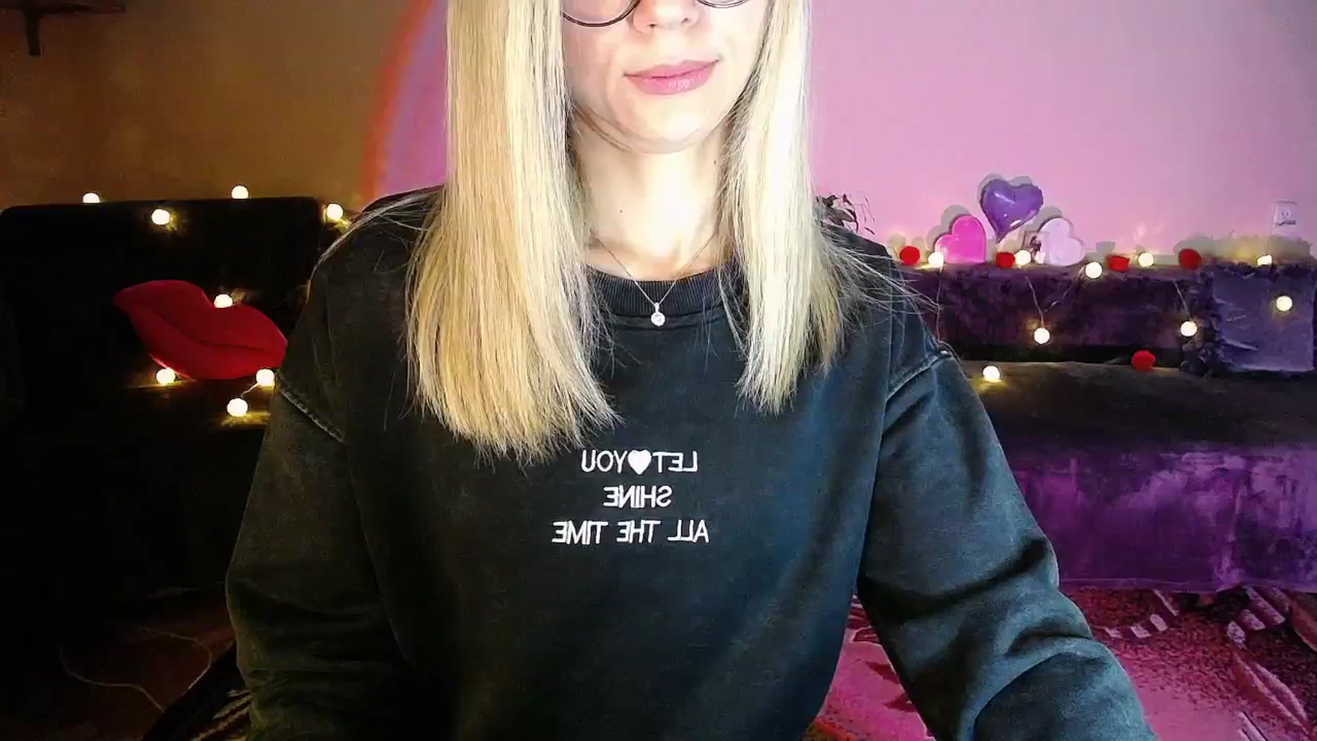Gallery image thumbnail from Sunshine_alis's myfreecams stream on, 10/01/2025, 19:48 image 20 of 20