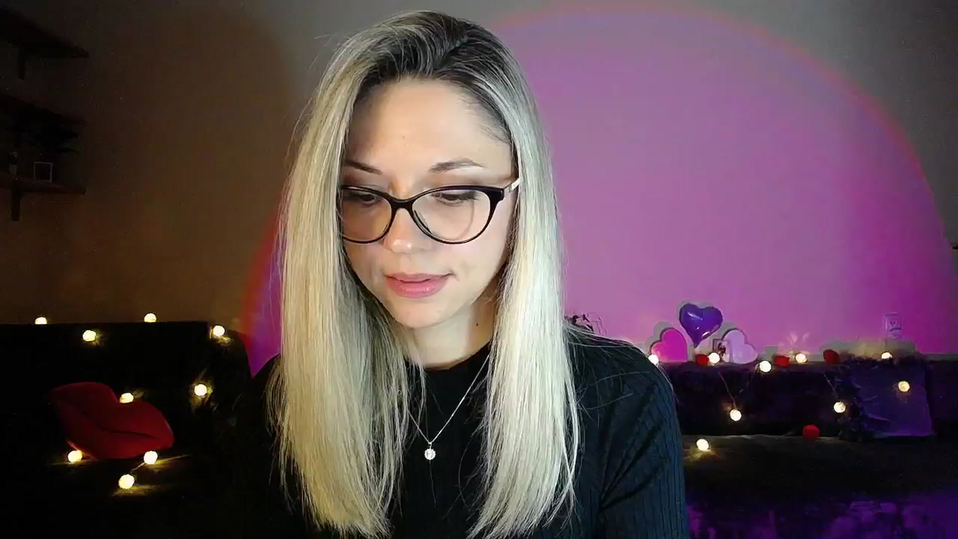 Gallery image thumbnail from Sunshine_alis's myfreecams stream on, 10/02/2025, 17:58 image 16 of 20