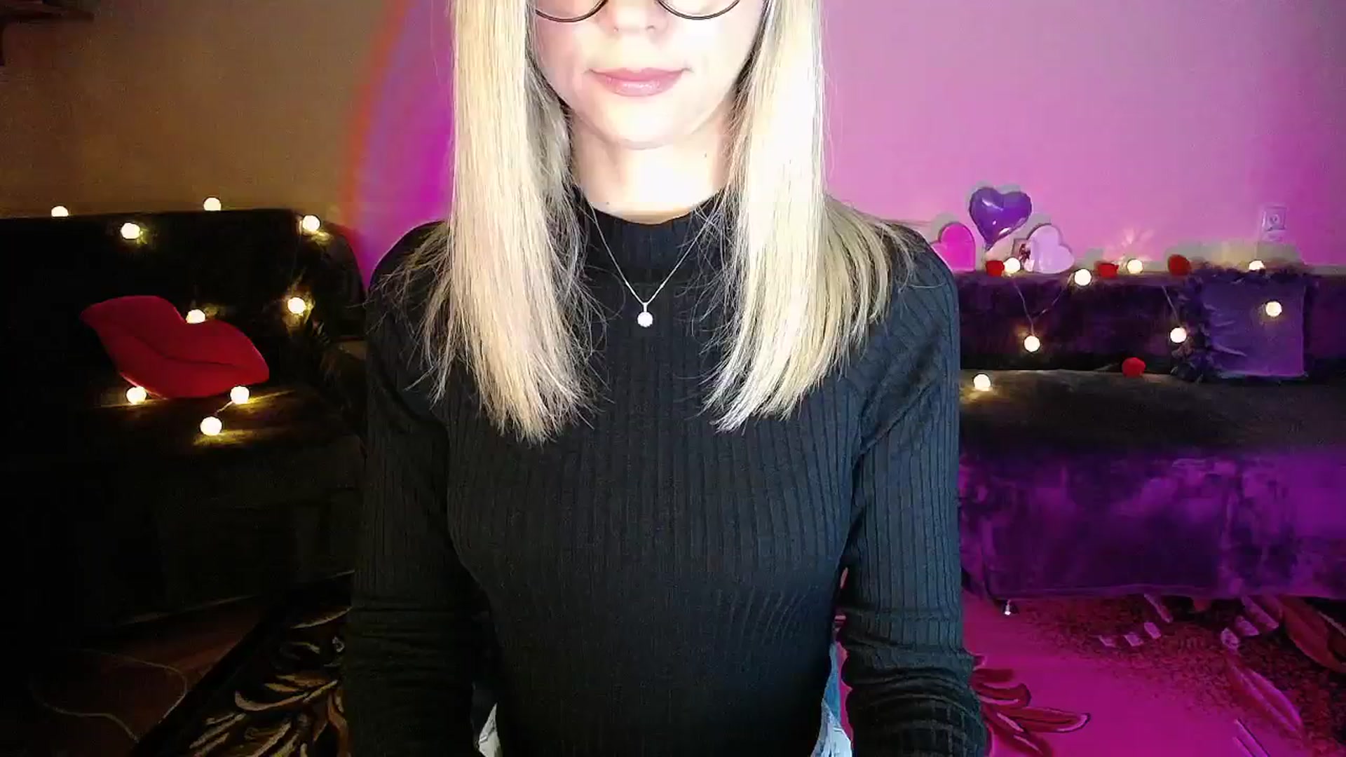 Gallery image thumbnail from Sunshine_alis's myfreecams stream on, 10/02/2025, 17:58 image 4 of 20