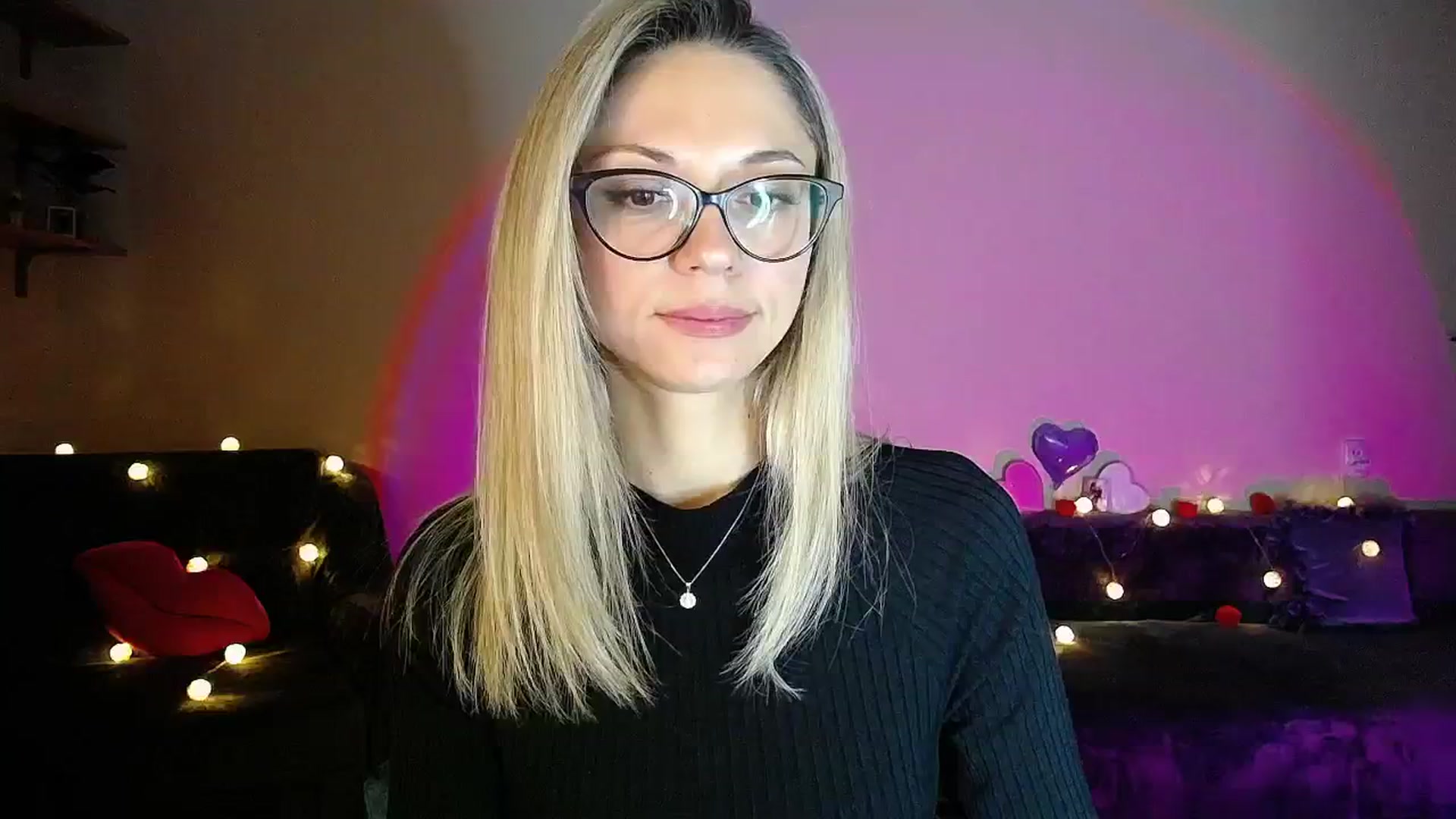 Gallery image thumbnail from Sunshine_alis's myfreecams stream on, 10/02/2025, 17:58 image 9 of 20