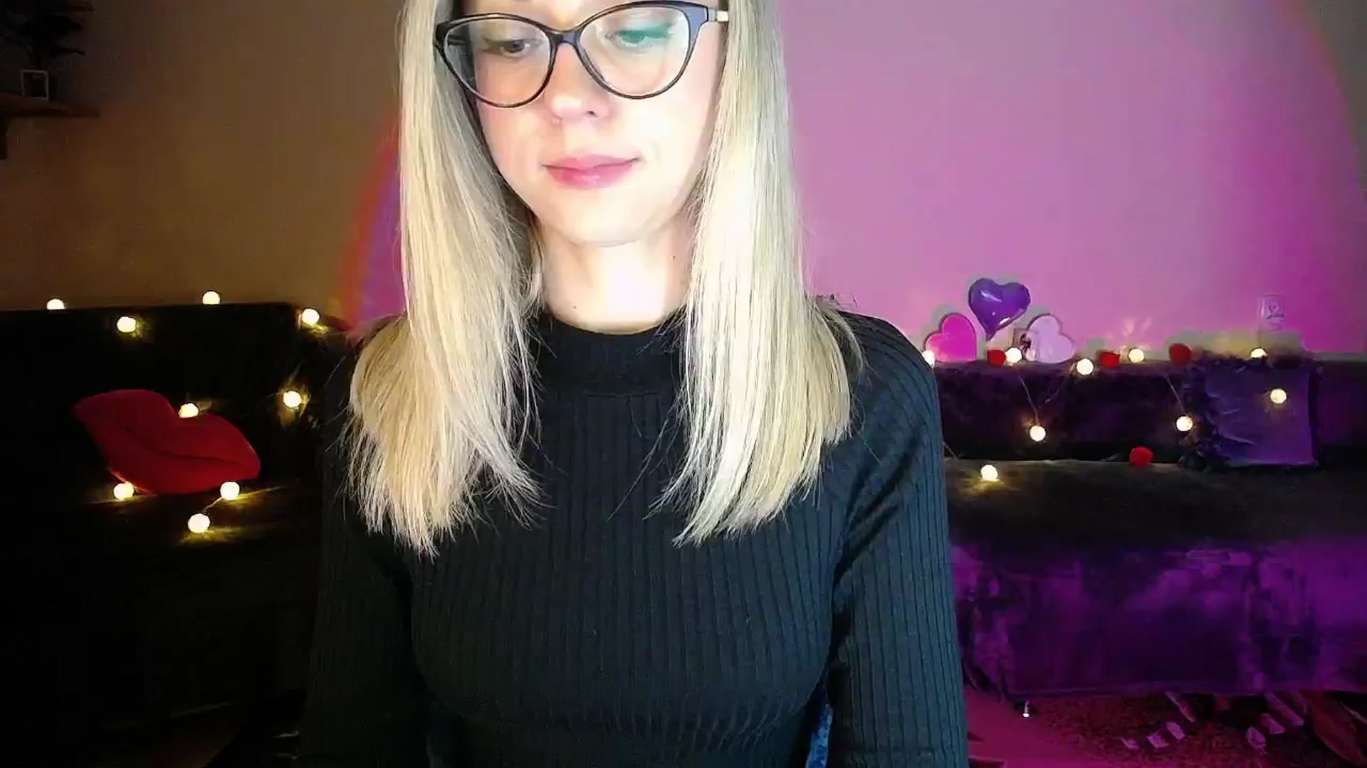 Gallery image thumbnail from Sunshine_alis's myfreecams stream on, 10/02/2025, 20:14 image 4 of 20