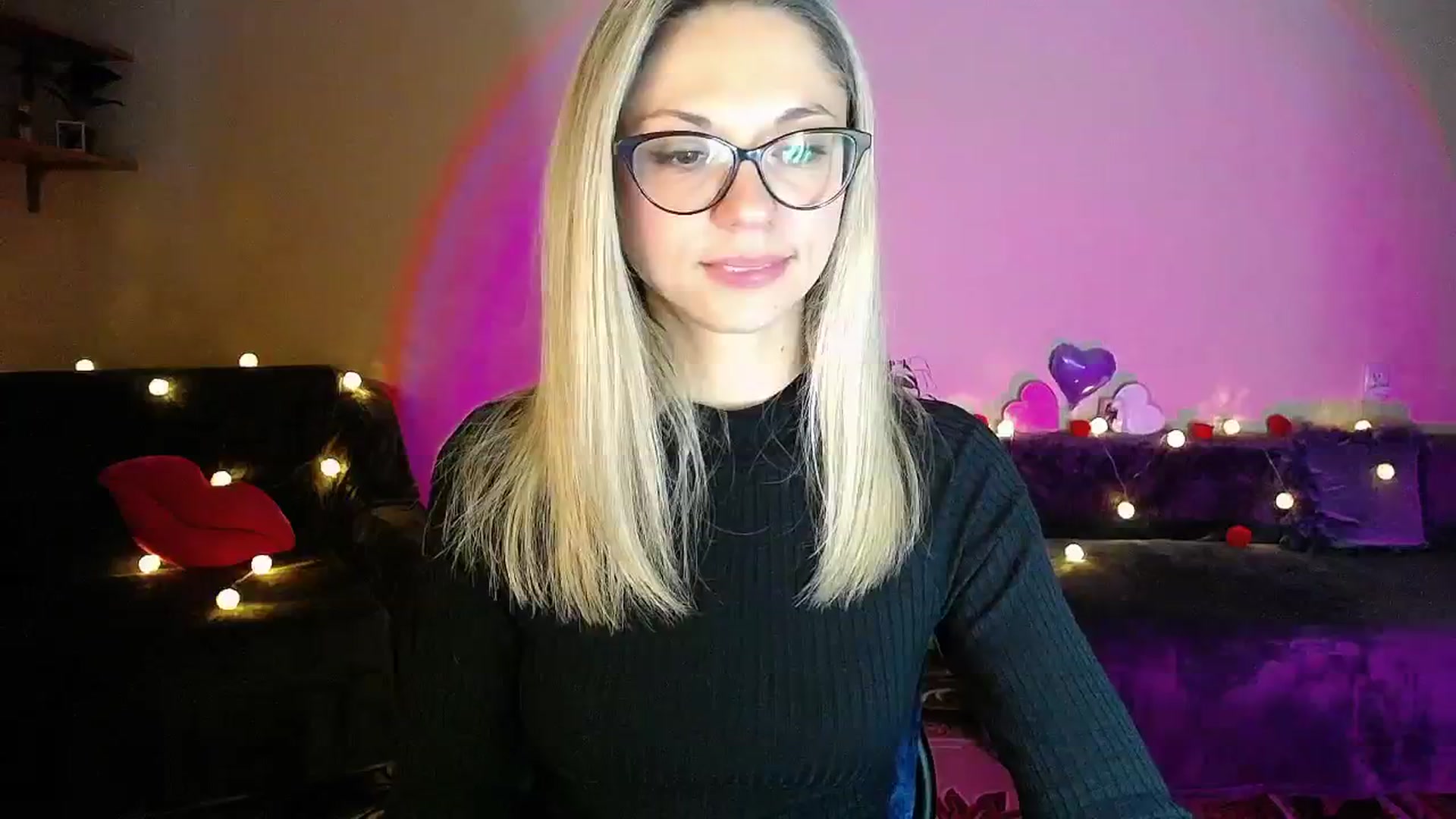 Gallery image thumbnail from Sunshine_alis's myfreecams stream on, 10/02/2025, 20:14 image 14 of 20