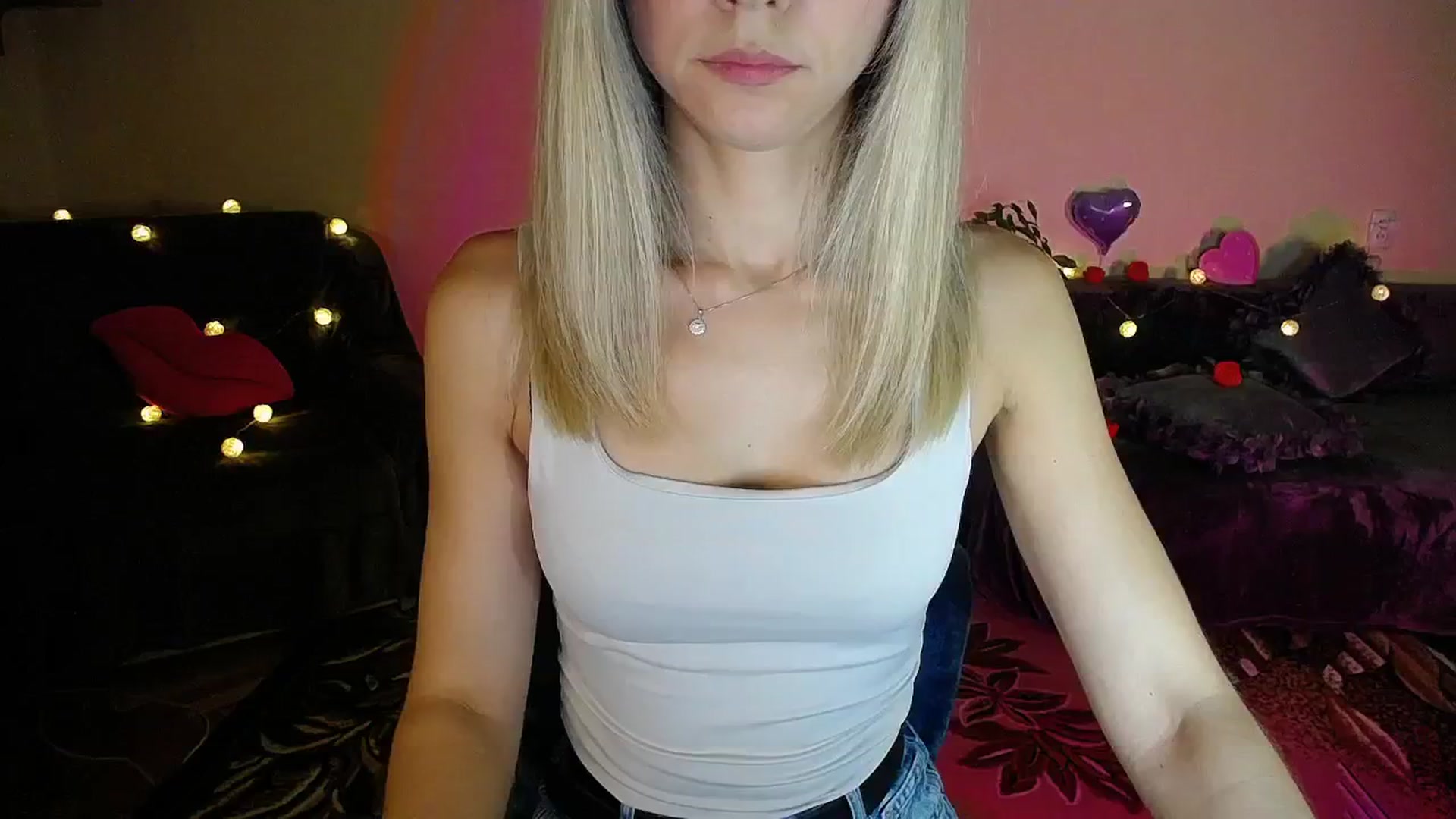 Gallery image thumbnail from Sunshine_alis's myfreecams stream on, 10/03/2025, 17:51 image 14 of 20