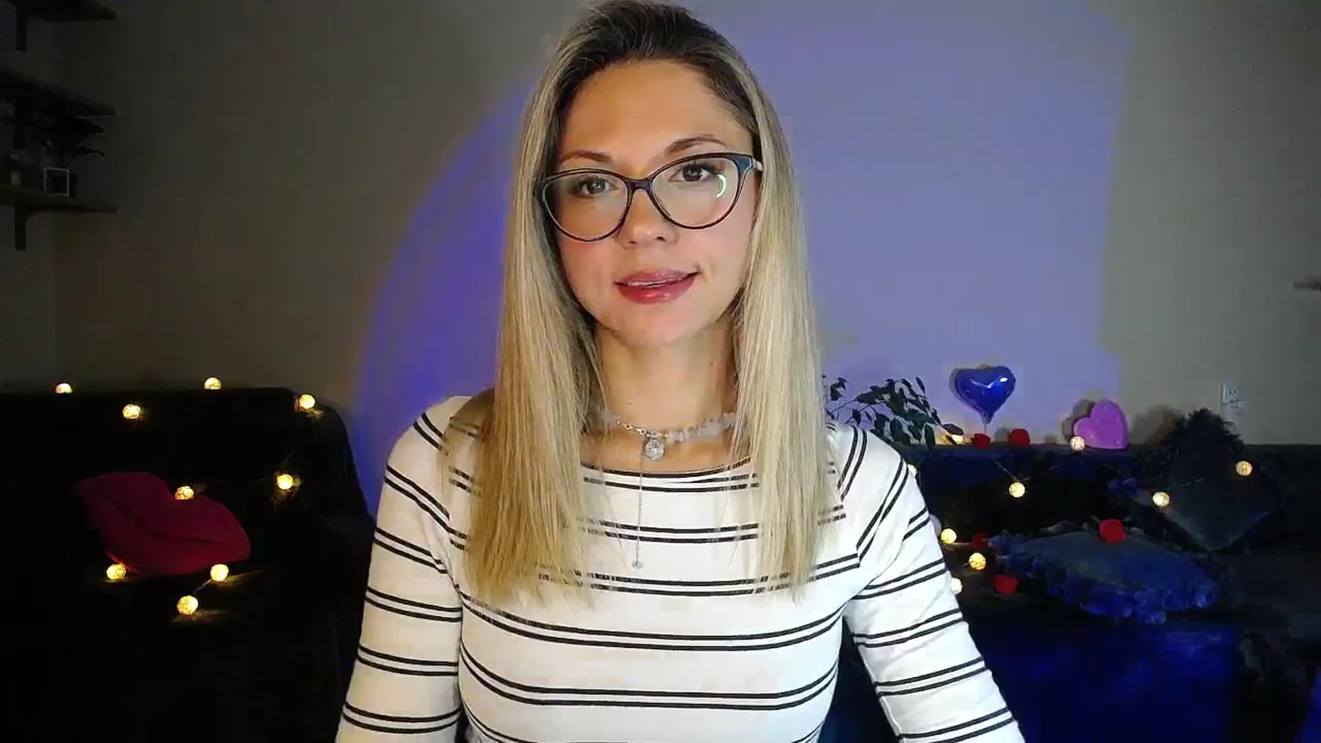 Gallery image thumbnail from Sunshine_alis's myfreecams stream on, 10/06/2025, 16:56 image 2 of 20