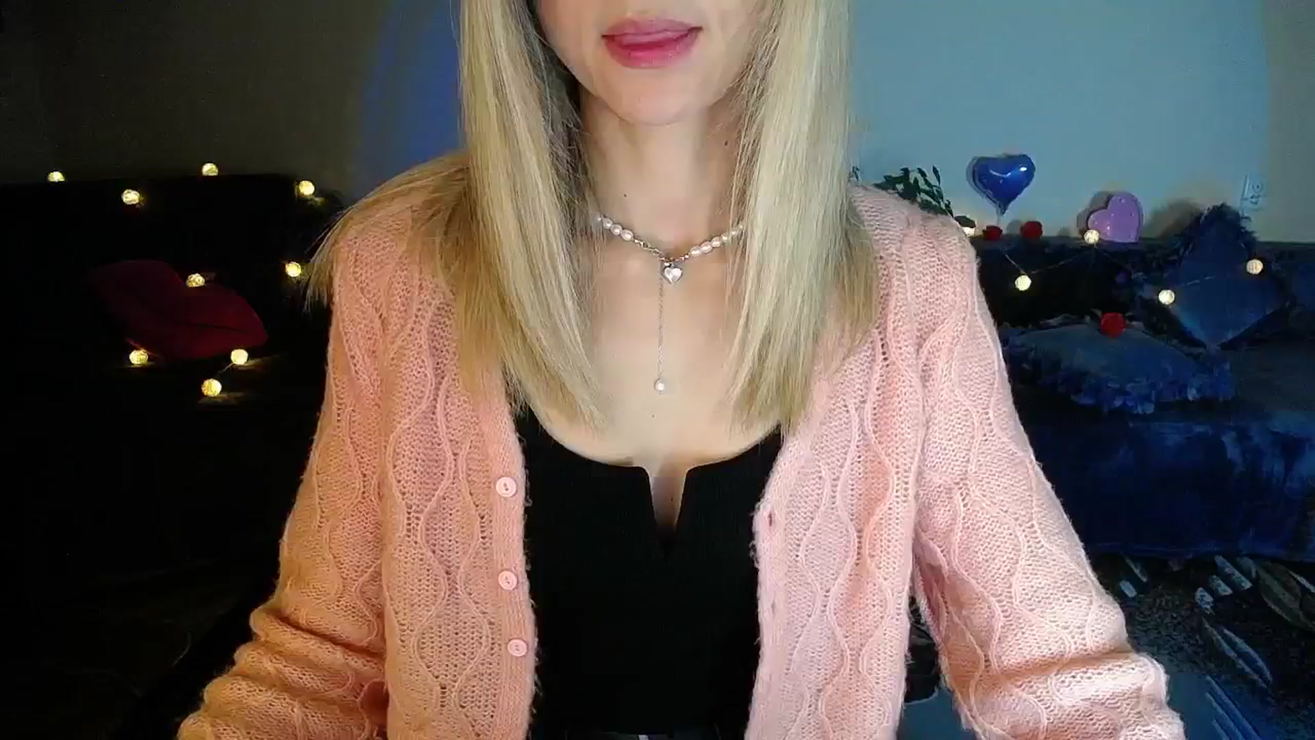 Gallery image thumbnail from Sunshine_alis's myfreecams stream on, 10/07/2025, 17:08 image 13 of 20