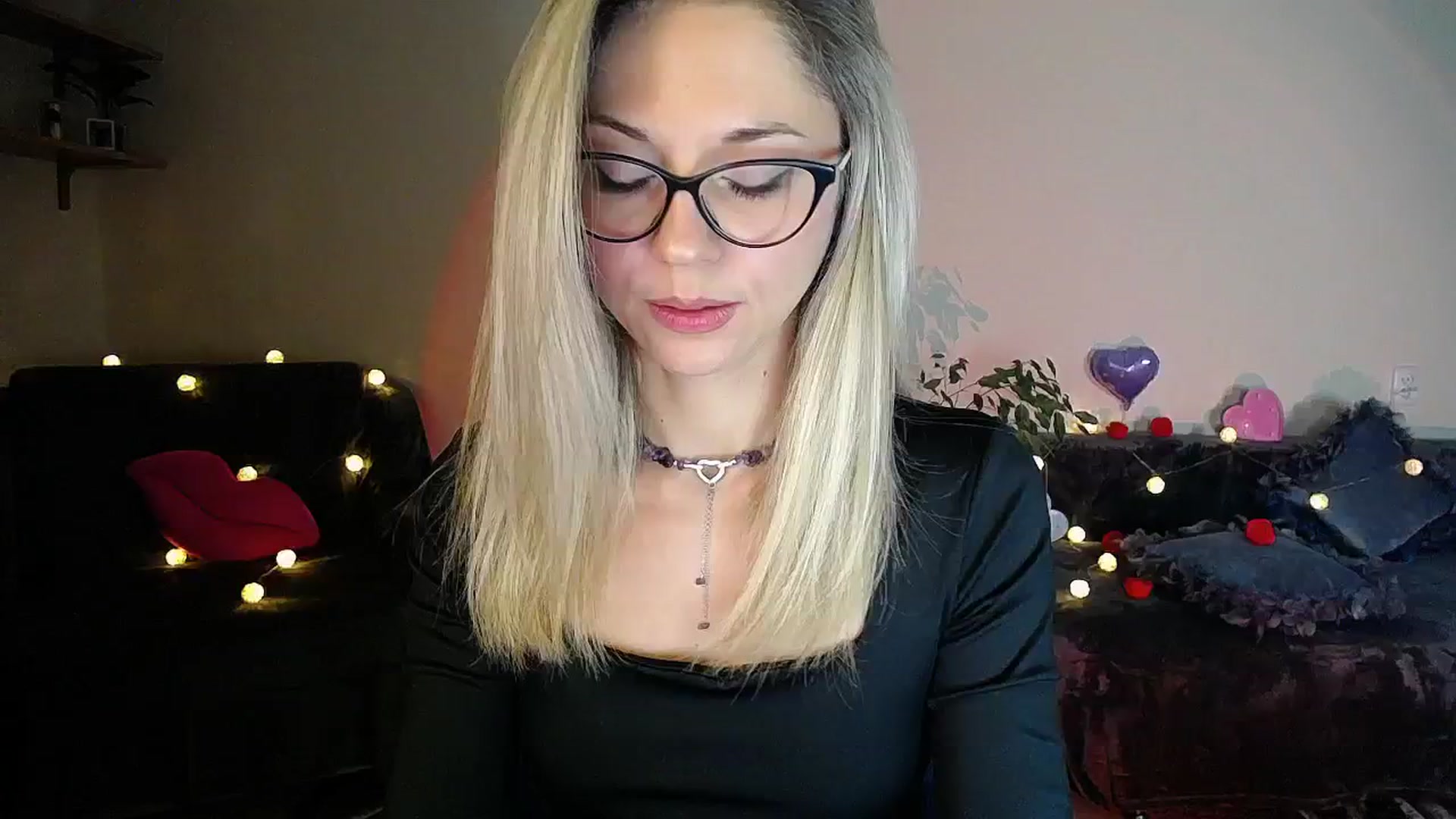 Gallery image thumbnail from Sunshine_alis's myfreecams stream on, 10/08/2025, 16:49 image 18 of 20