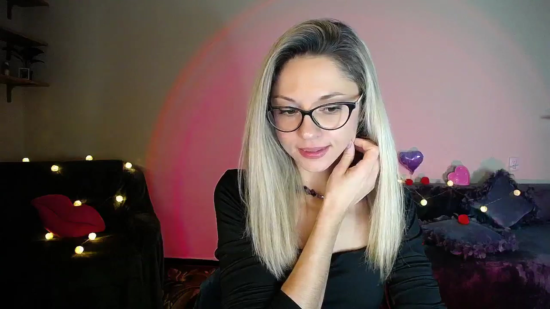 Gallery image thumbnail from Sunshine_alis's myfreecams stream on, 10/08/2025, 19:42 image 7 of 20