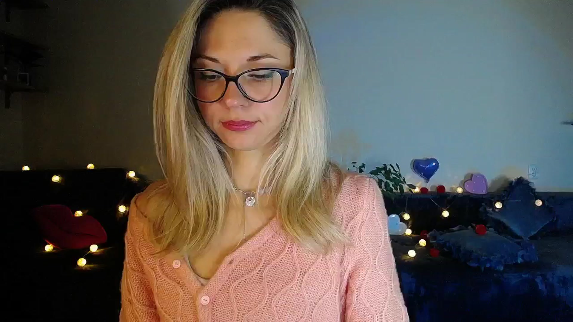 Gallery image thumbnail from Sunshine_alis's myfreecams stream on, 10/11/2025, 17:04 image 8 of 20