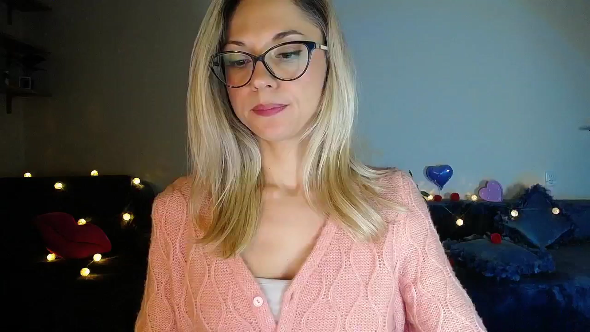 Gallery image thumbnail from Sunshine_alis's myfreecams stream on, 10/11/2025, 19:40 image 8 of 20