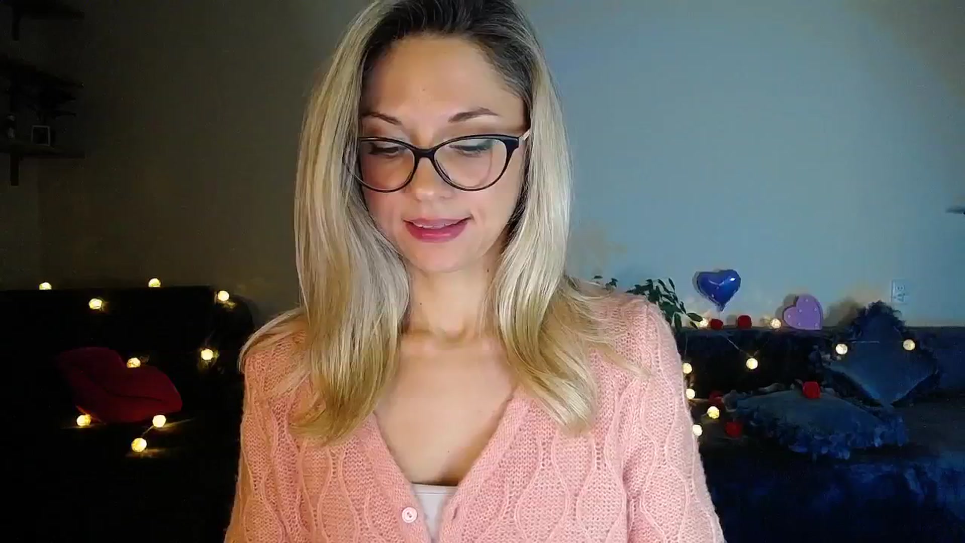 Gallery image thumbnail from Sunshine_alis's myfreecams stream on, 10/11/2025, 19:40 image 20 of 20