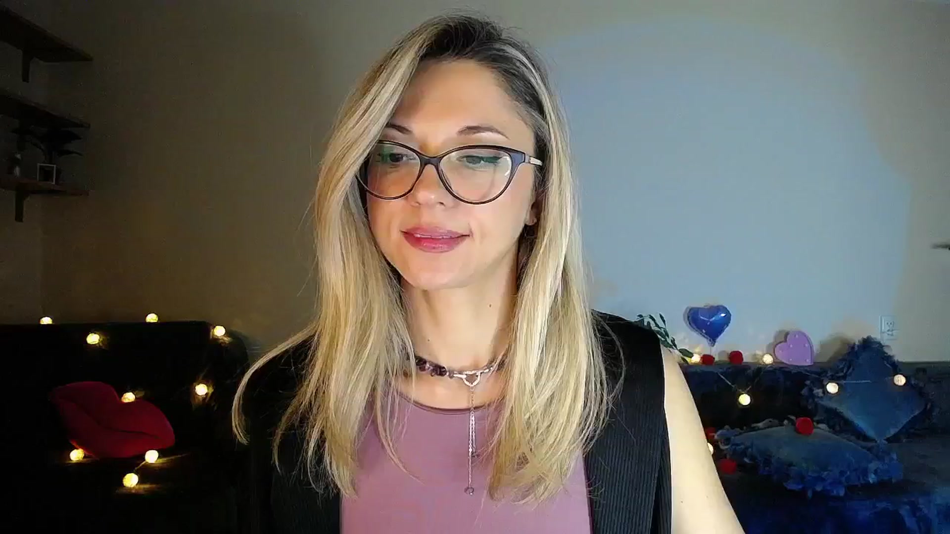 Gallery image thumbnail from Sunshine_alis's myfreecams stream on, 10/13/2025, 16:56 image 1 of 20