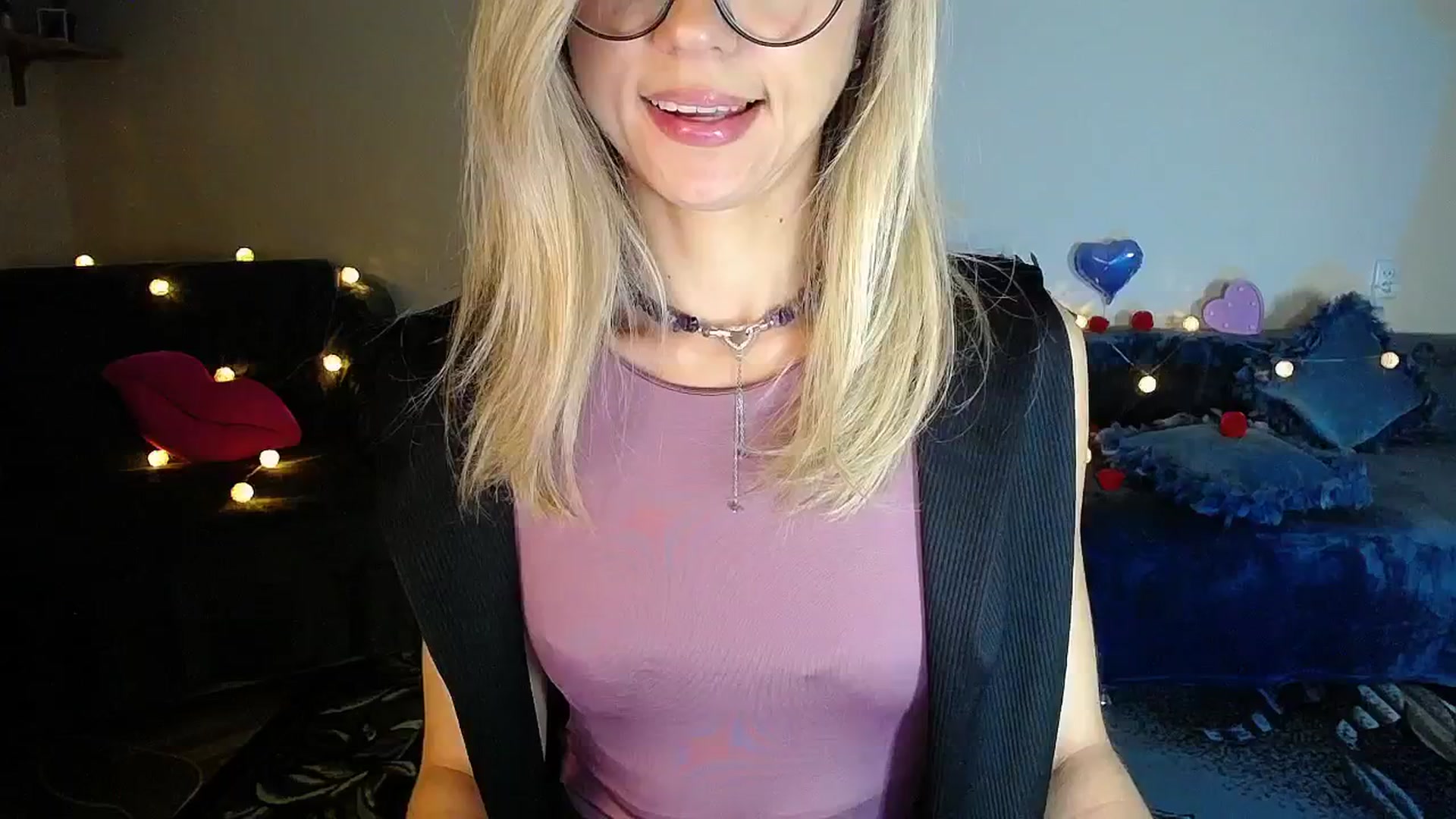 Gallery image thumbnail from Sunshine_alis's myfreecams stream on, 10/13/2025, 16:56 image 18 of 20