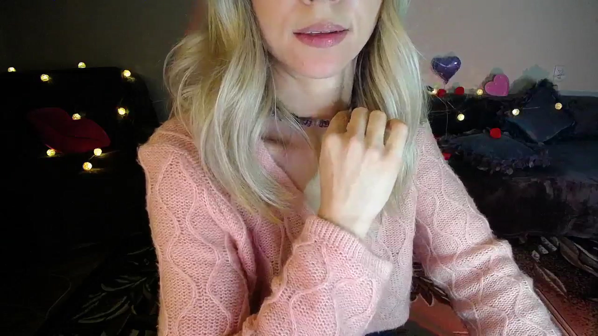 Gallery image thumbnail from Sunshine_alis's myfreecams stream on, 10/14/2025, 19:01 image 15 of 20