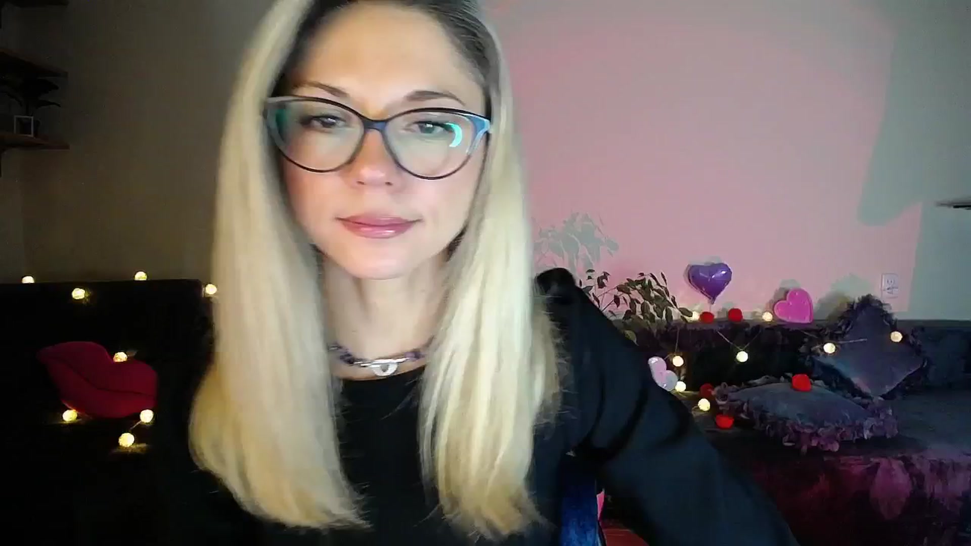 Gallery image thumbnail from Sunshine_alis's myfreecams stream on, 10/15/2025, 16:52 image 1 of 20