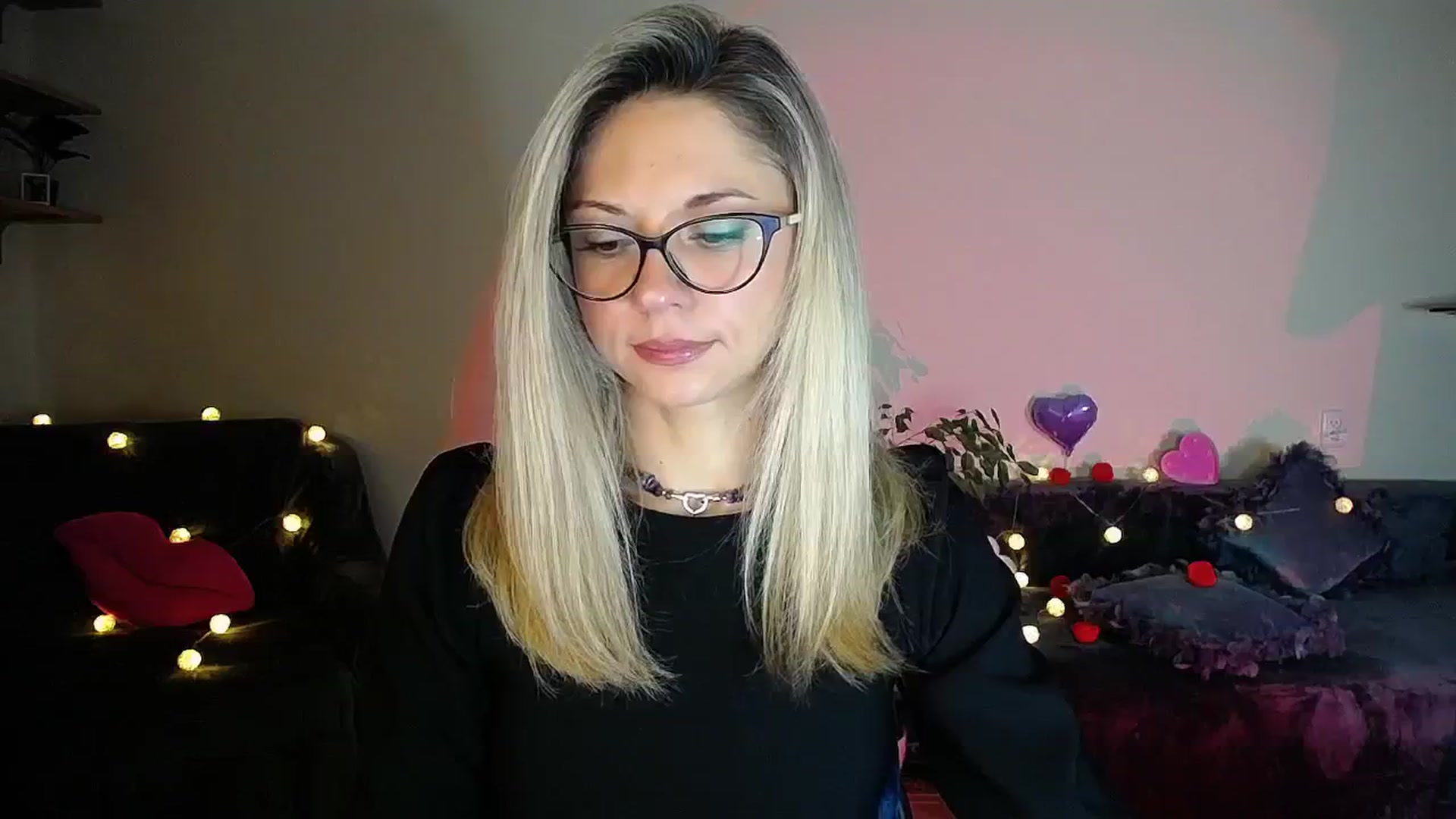 Gallery image thumbnail from Sunshine_alis's myfreecams stream on, 10/15/2025, 16:52 image 3 of 20