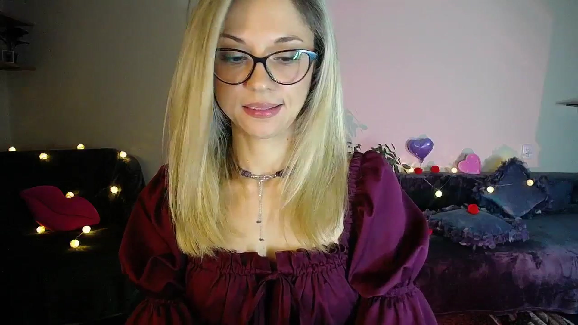 Gallery image thumbnail from Sunshine_alis's myfreecams stream on, 10/17/2025, 18:43 image 9 of 20
