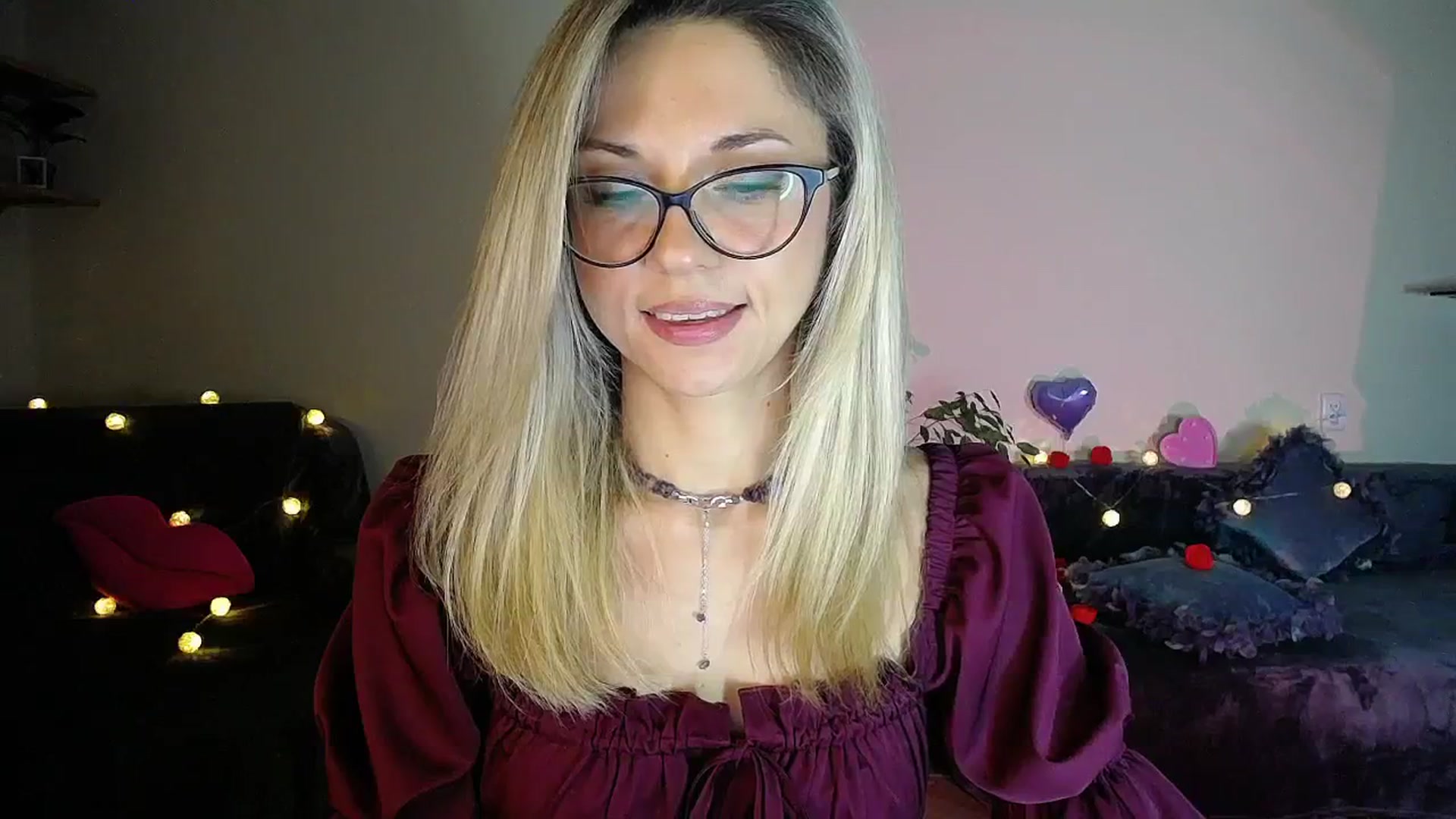 Gallery image thumbnail from Sunshine_alis's myfreecams stream on, 10/17/2025, 18:43 image 17 of 20