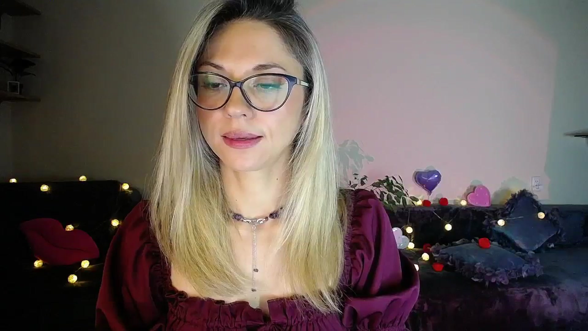 Gallery image thumbnail from Sunshine_alis's myfreecams stream on, 10/17/2025, 18:43 image 4 of 20