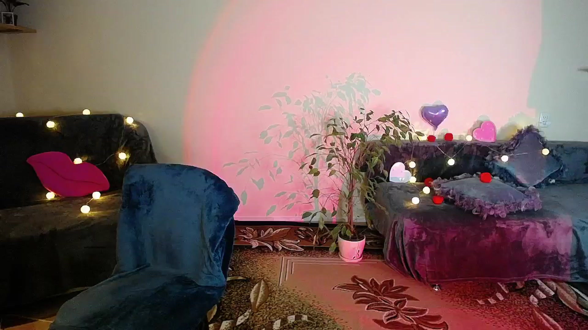 Gallery image thumbnail from Sunshine_alis's myfreecams stream on, 10/21/2025, 18:57 image 10 of 20