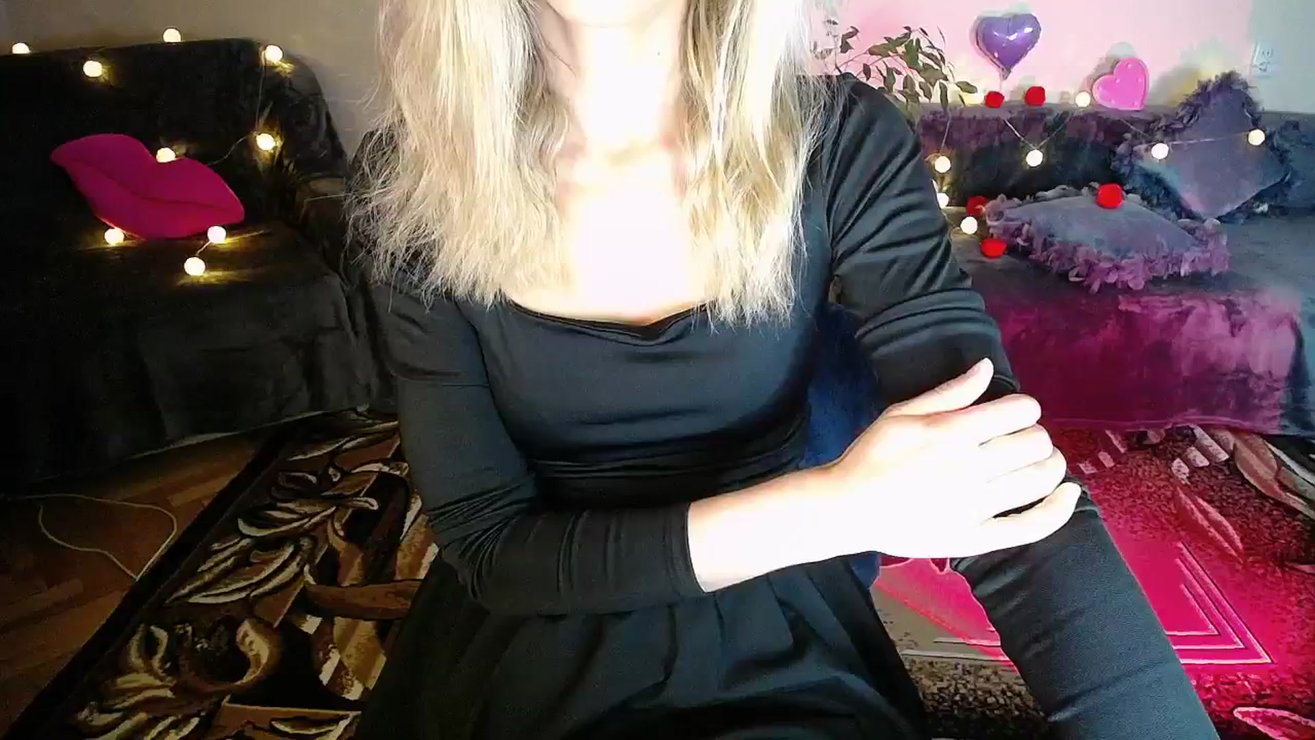 Gallery image thumbnail from Sunshine_alis's myfreecams stream on, 10/21/2025, 19:47 image 16 of 20