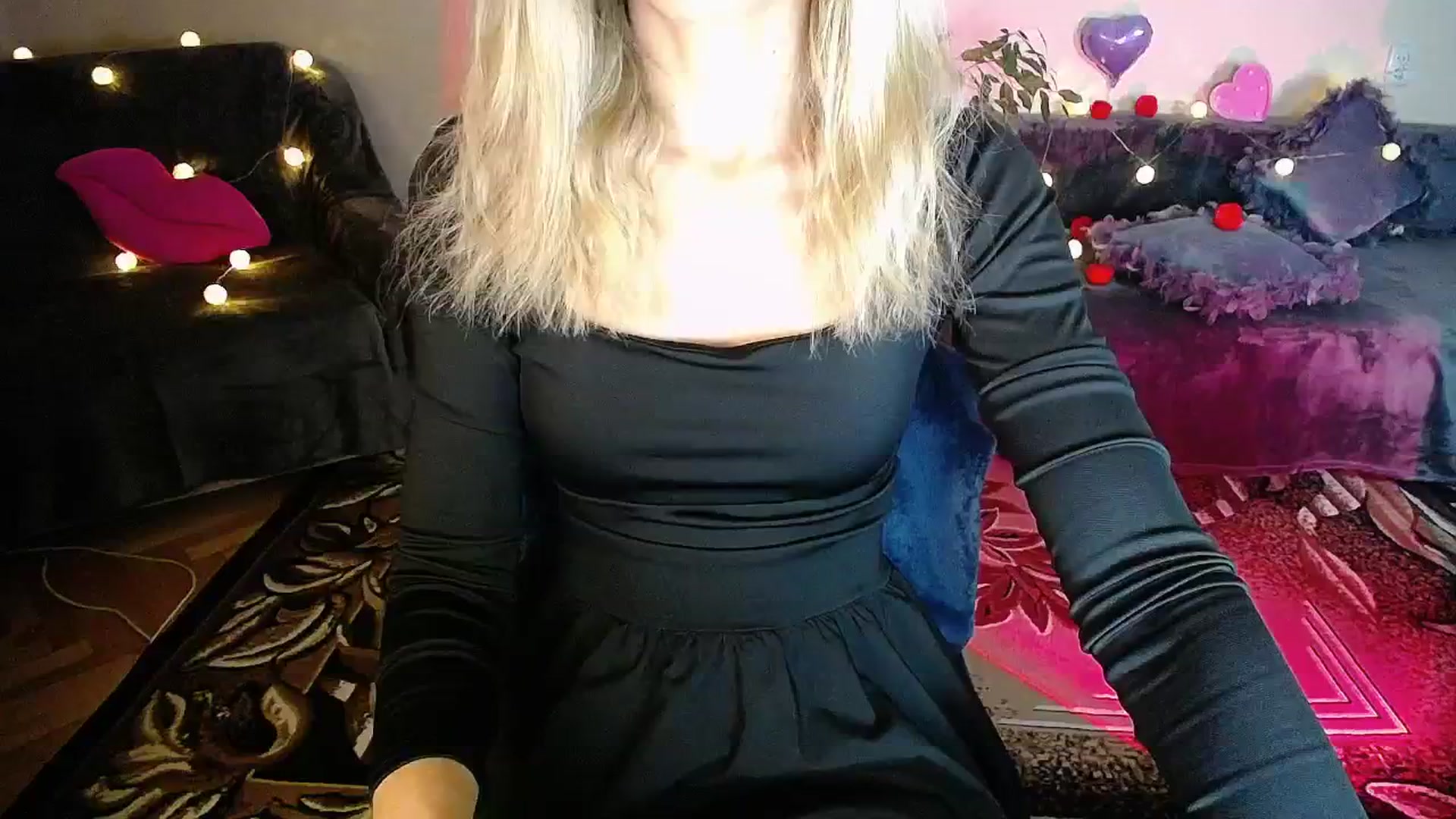 Gallery image thumbnail from Sunshine_alis's myfreecams stream on, 10/21/2025, 19:47 image 17 of 20