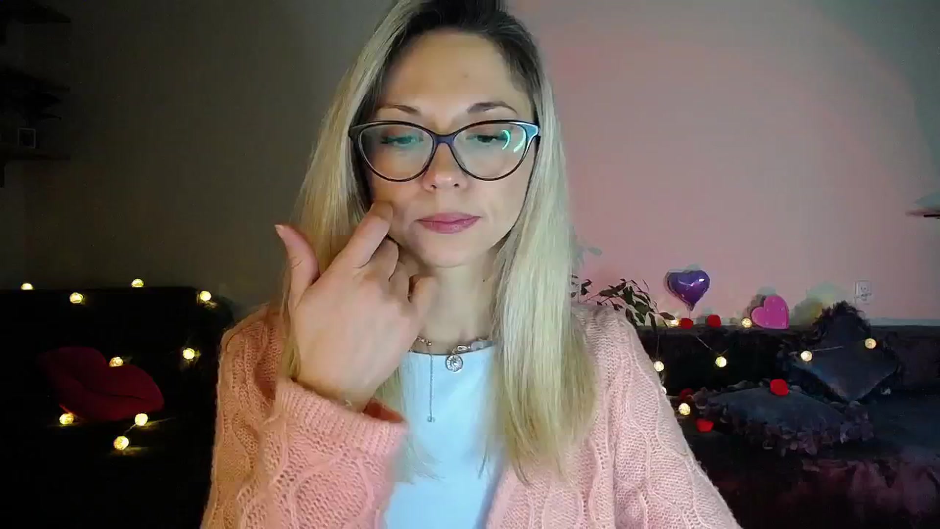Gallery image thumbnail from Sunshine_alis's myfreecams stream on, 10/22/2025, 18:51 image 2 of 20