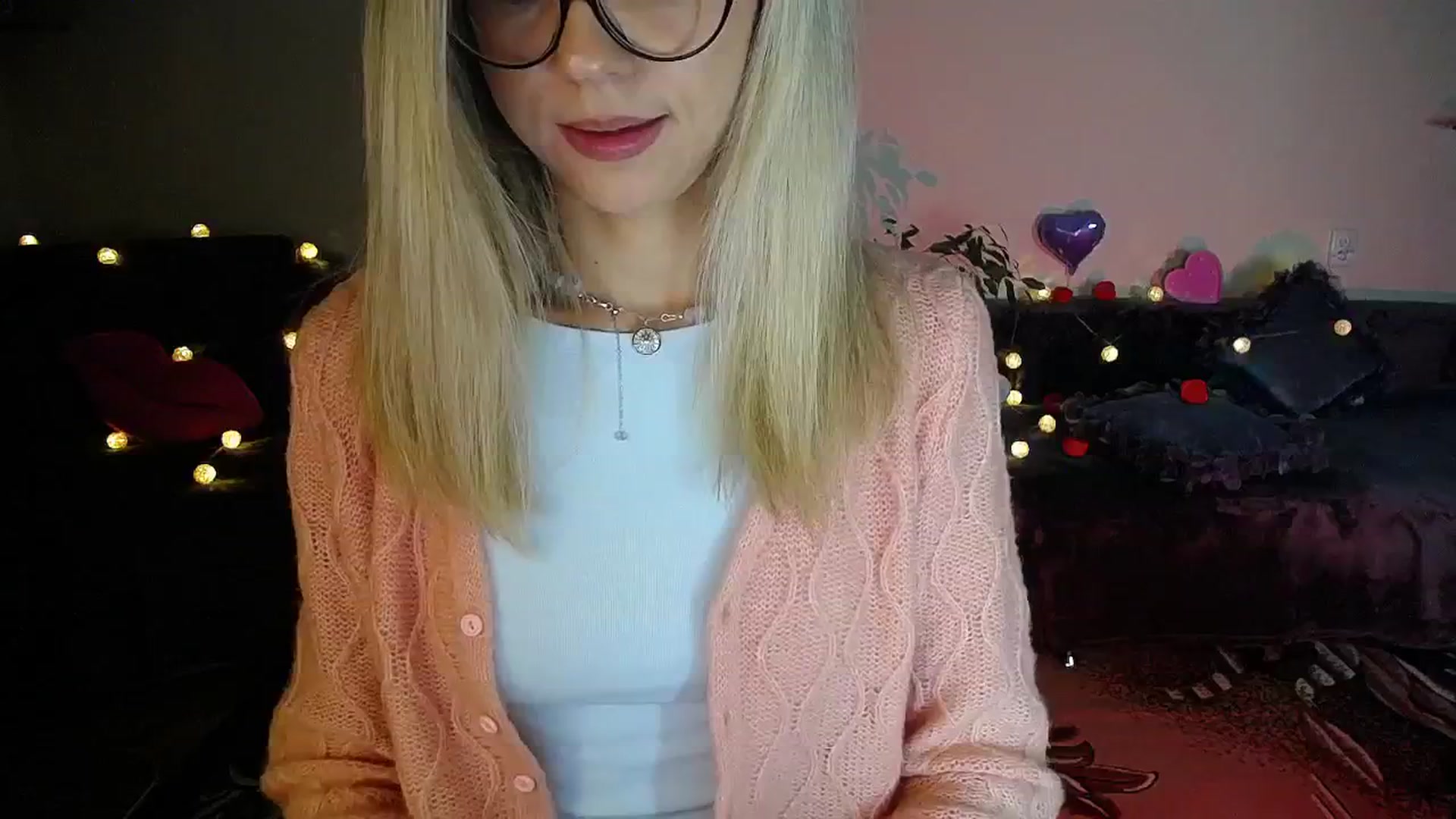 Gallery image thumbnail from Sunshine_alis's myfreecams stream on, 10/22/2025, 18:51 image 20 of 20