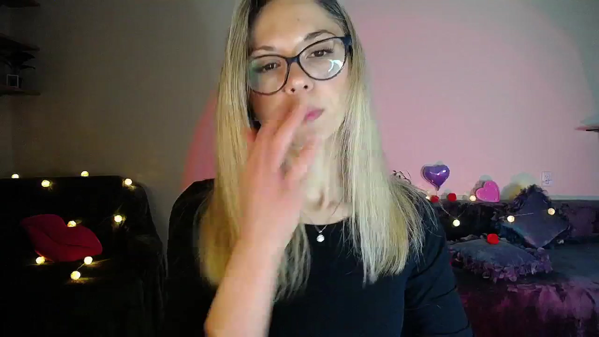 Gallery image thumbnail from Sunshine_alis's myfreecams stream on, 10/23/2025, 17:13 image 8 of 20