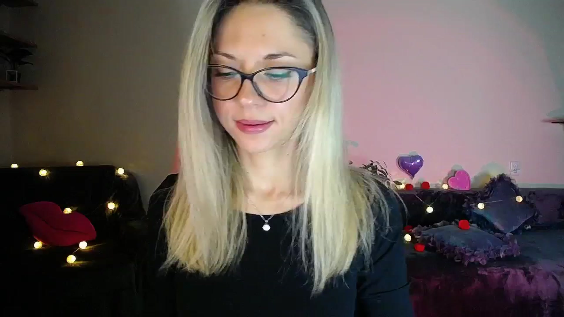 Gallery image thumbnail from Sunshine_alis's myfreecams stream on, 10/23/2025, 17:13 image 7 of 20