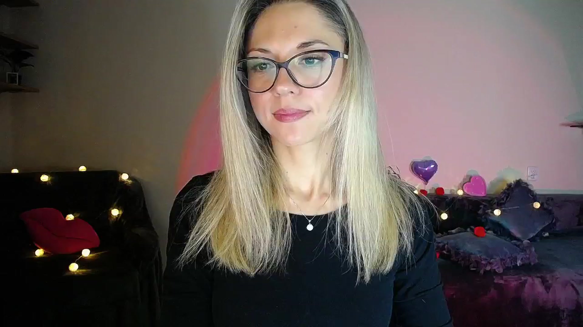 Gallery image thumbnail from Sunshine_alis's myfreecams stream on, 10/23/2025, 17:13 image 5 of 20