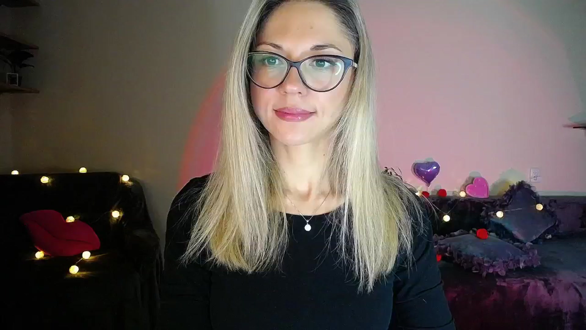 Gallery image thumbnail from Sunshine_alis's myfreecams stream on, 10/23/2025, 17:13 image 6 of 20