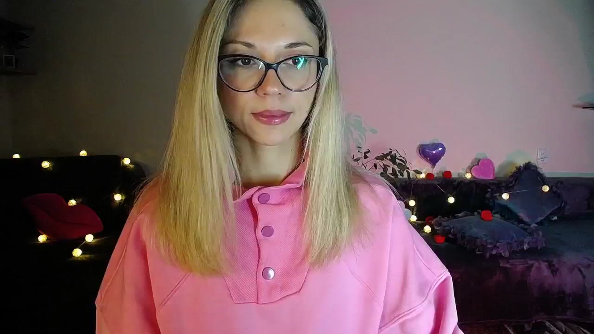 Gallery image thumbnail from Sunshine_alis's myfreecams stream on, 10/24/2025, 17:11 image 6 of 20