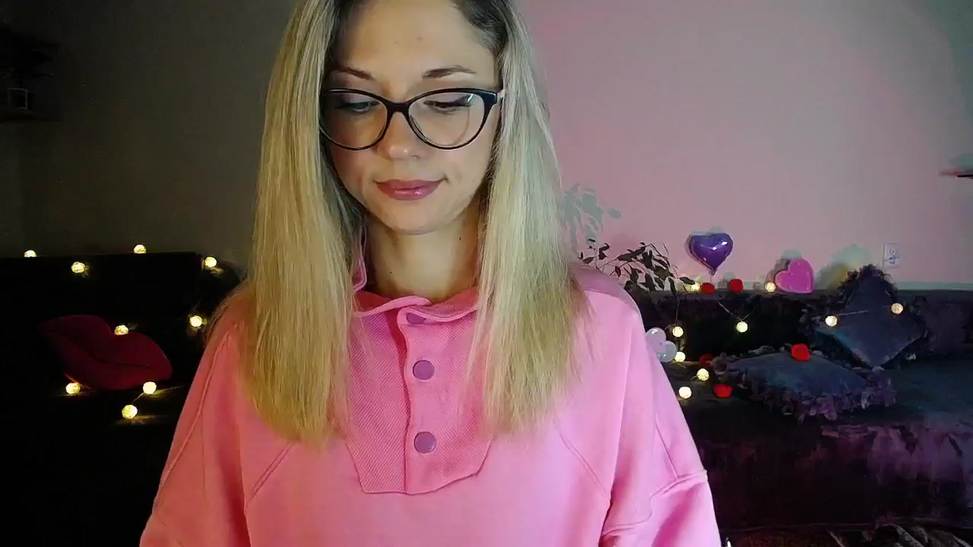 Gallery image thumbnail from Sunshine_alis's myfreecams stream on, 10/24/2025, 17:11 image 19 of 20