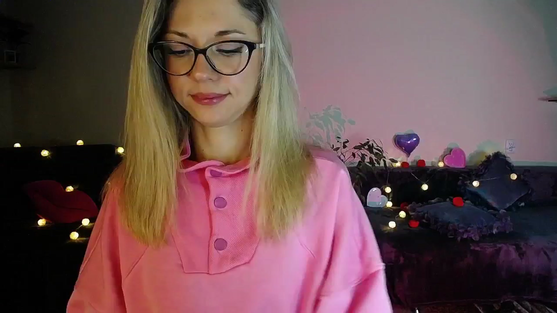 Gallery image thumbnail from Sunshine_alis's myfreecams stream on, 10/24/2025, 17:11 image 18 of 20
