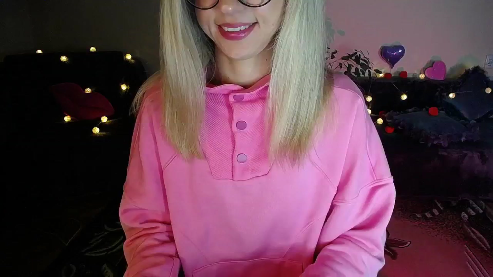 Gallery image thumbnail from Sunshine_alis's myfreecams stream on, 10/24/2025, 19:46 image 20 of 20