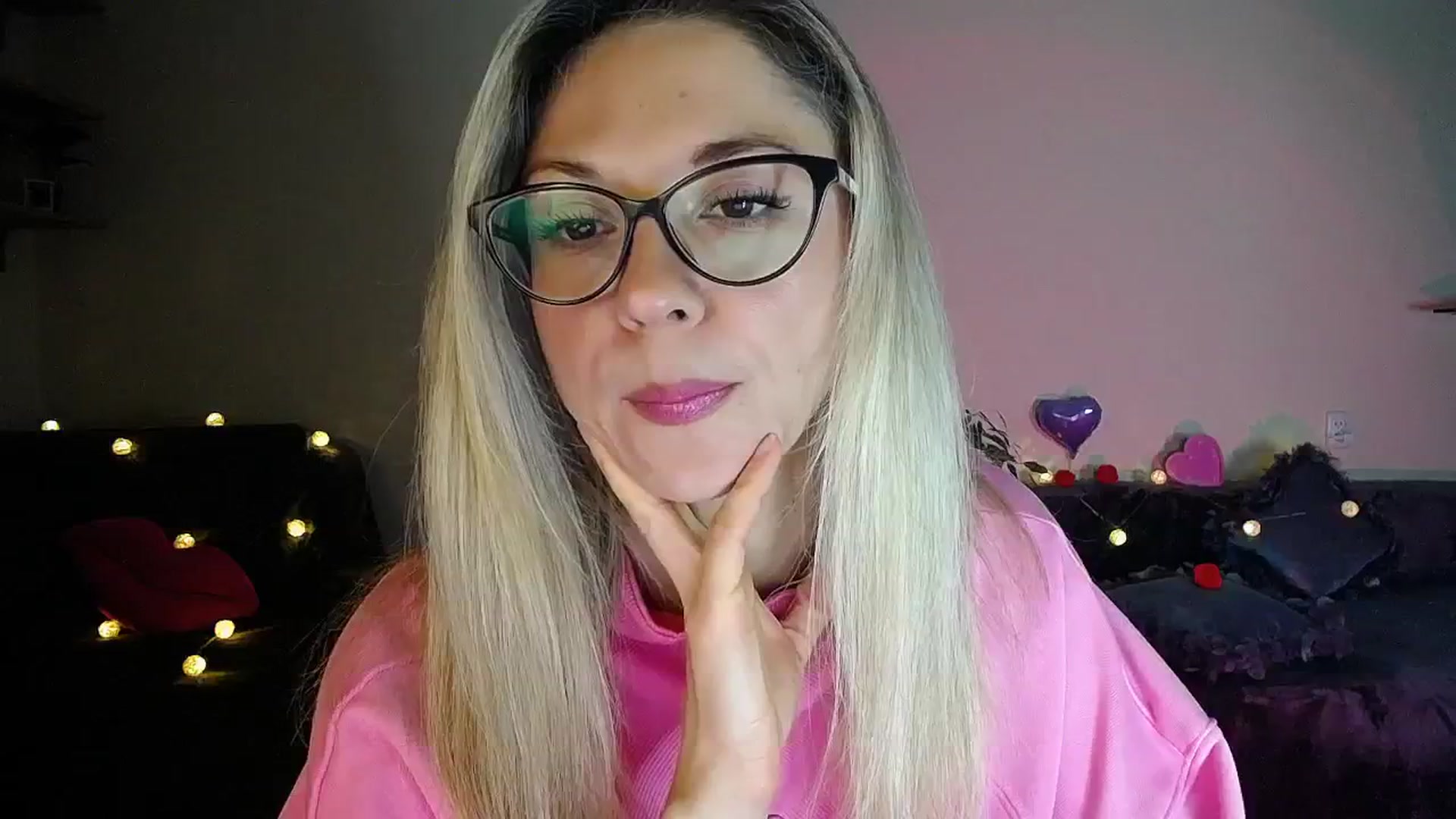 Gallery image thumbnail from Sunshine_alis's myfreecams stream on, 10/24/2025, 19:46 image 8 of 20