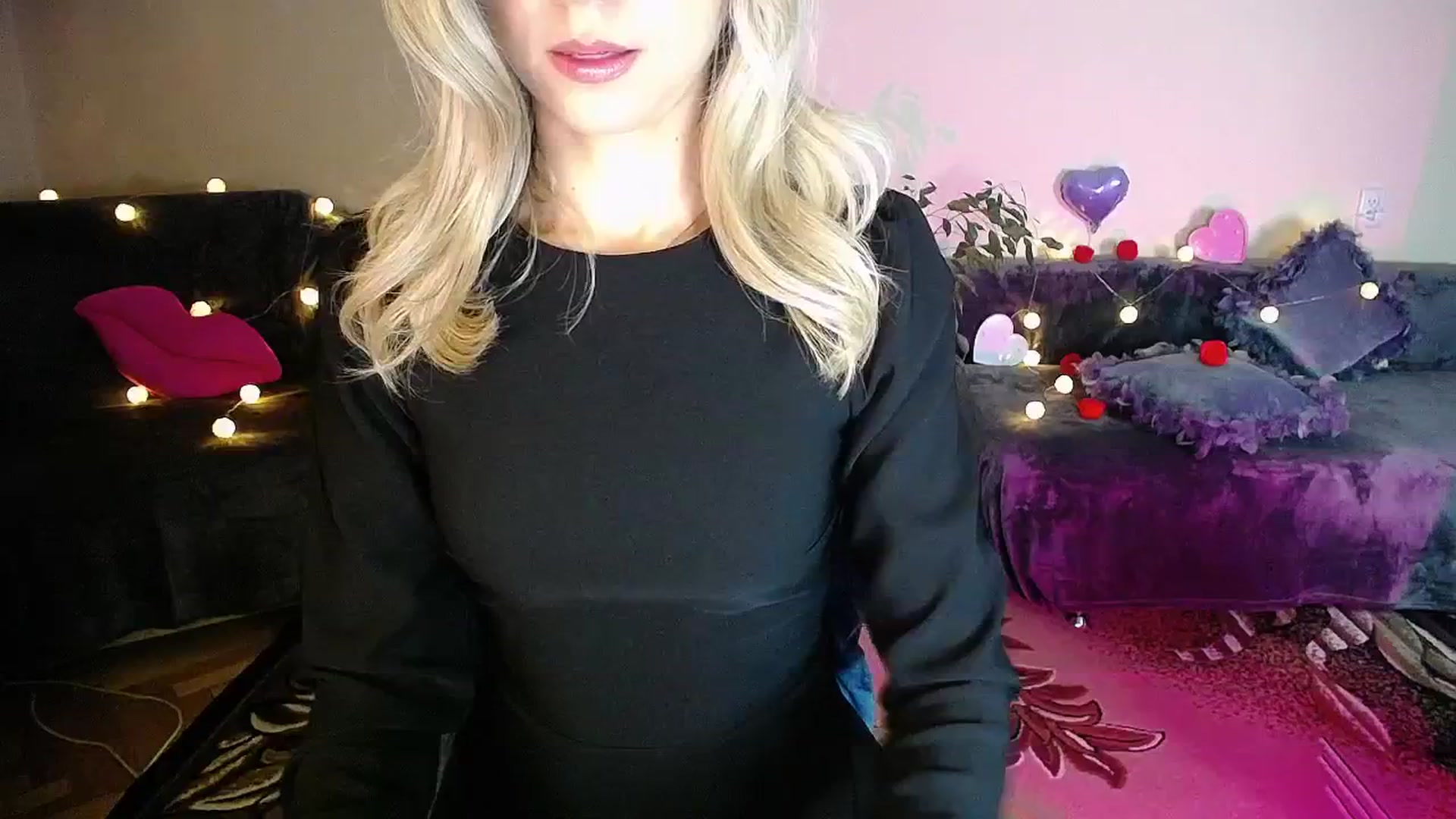 Gallery image thumbnail from Sunshine_alis's myfreecams stream on, 10/28/2025, 17:47 image 10 of 20