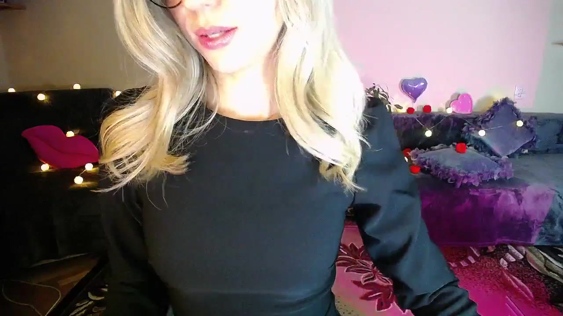 Gallery image thumbnail from Sunshine_alis's myfreecams stream on, 10/28/2025, 18:24 image 16 of 20