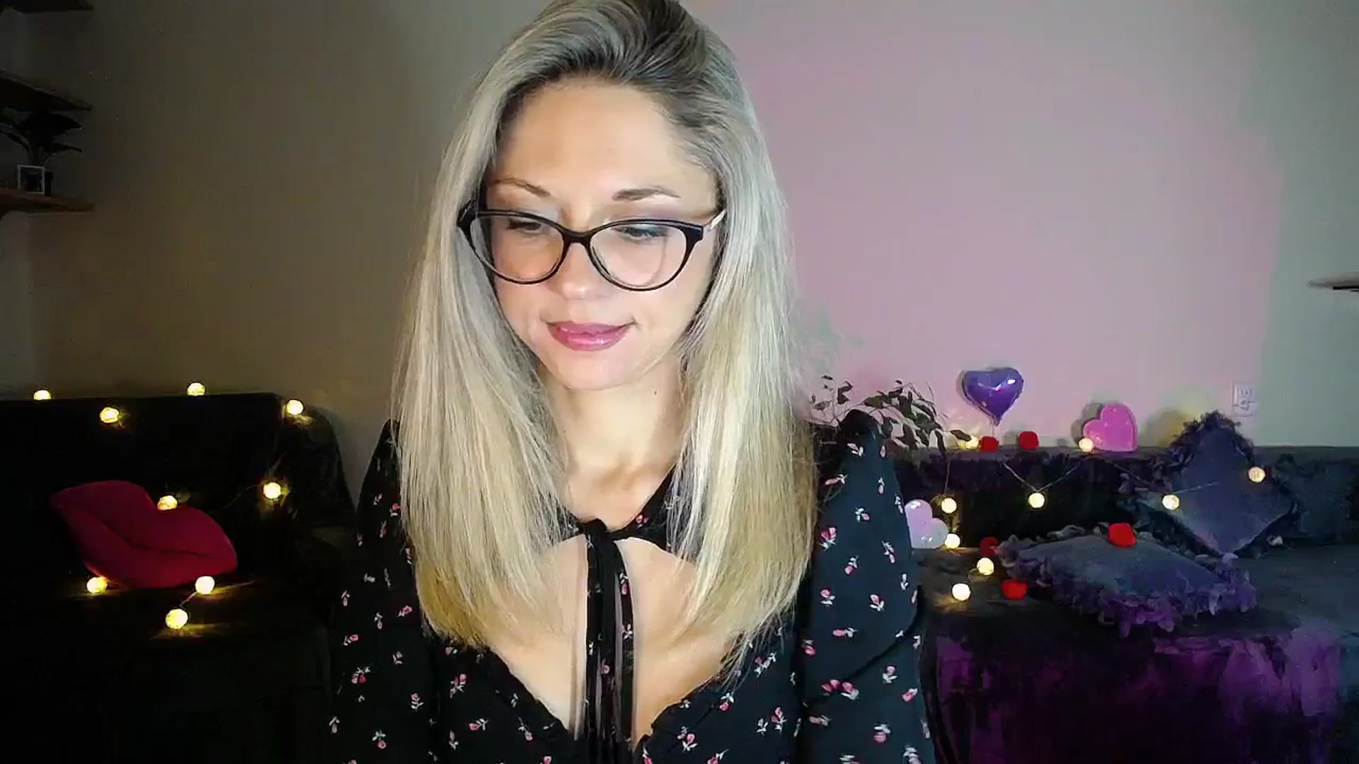 Gallery image thumbnail from Sunshine_alis's myfreecams stream on, 10/30/2025, 19:25 image 7 of 20