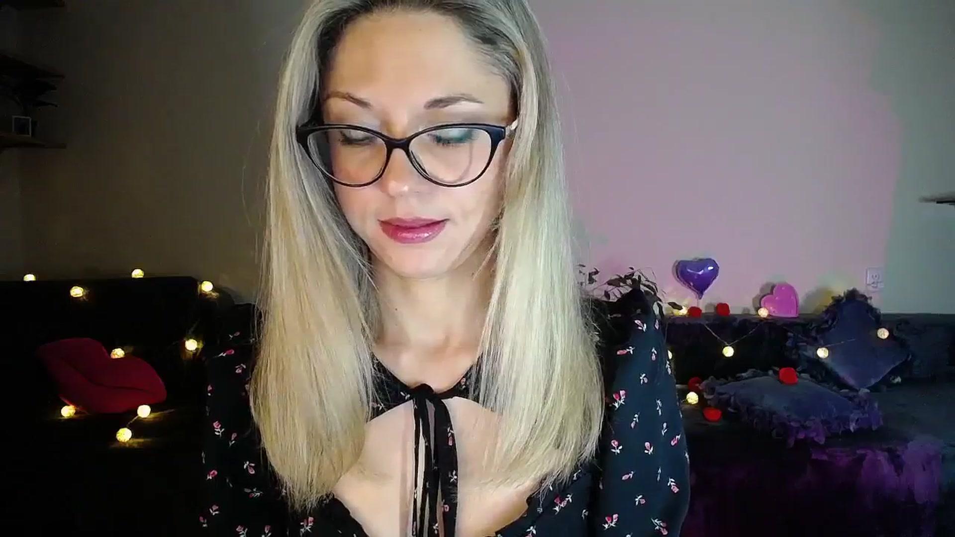 Gallery image thumbnail from Sunshine_alis's myfreecams stream on, 10/30/2025, 19:25 image 2 of 20