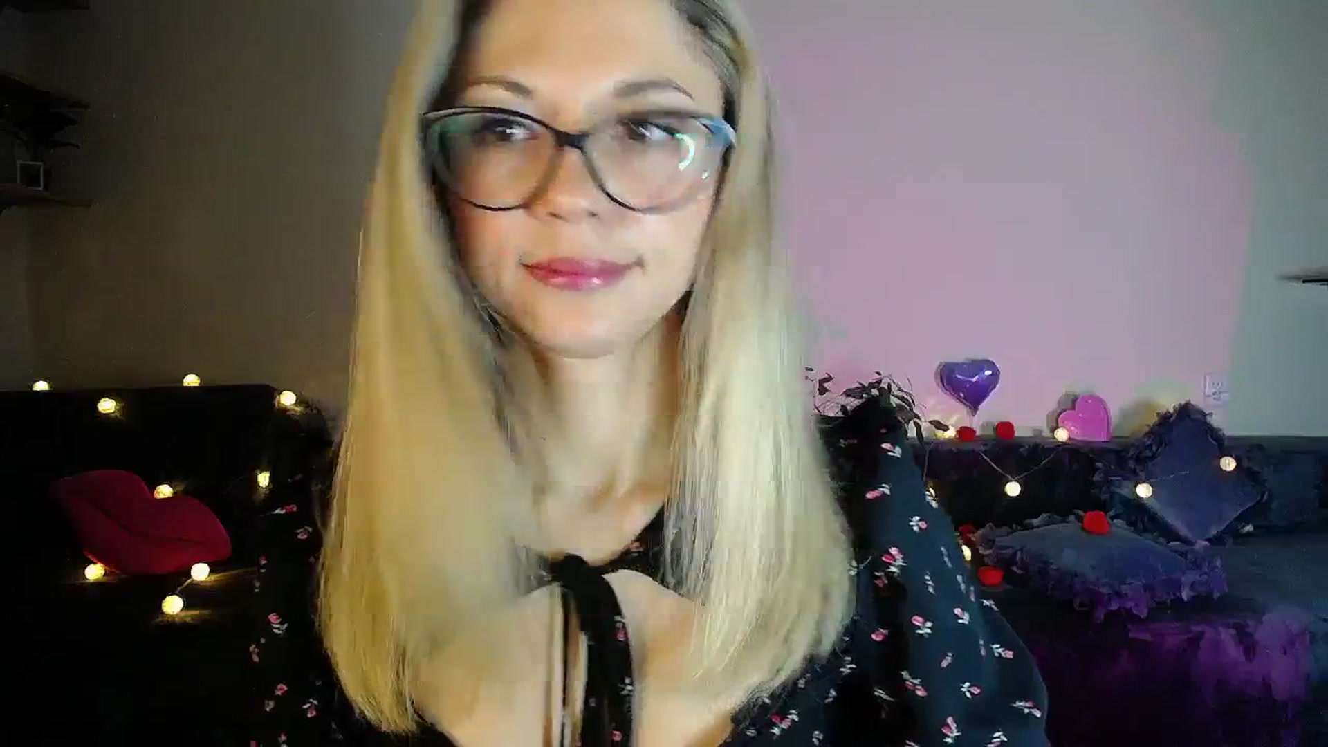 Gallery image thumbnail from Sunshine_alis's myfreecams stream on, 10/30/2025, 19:25 image 5 of 20