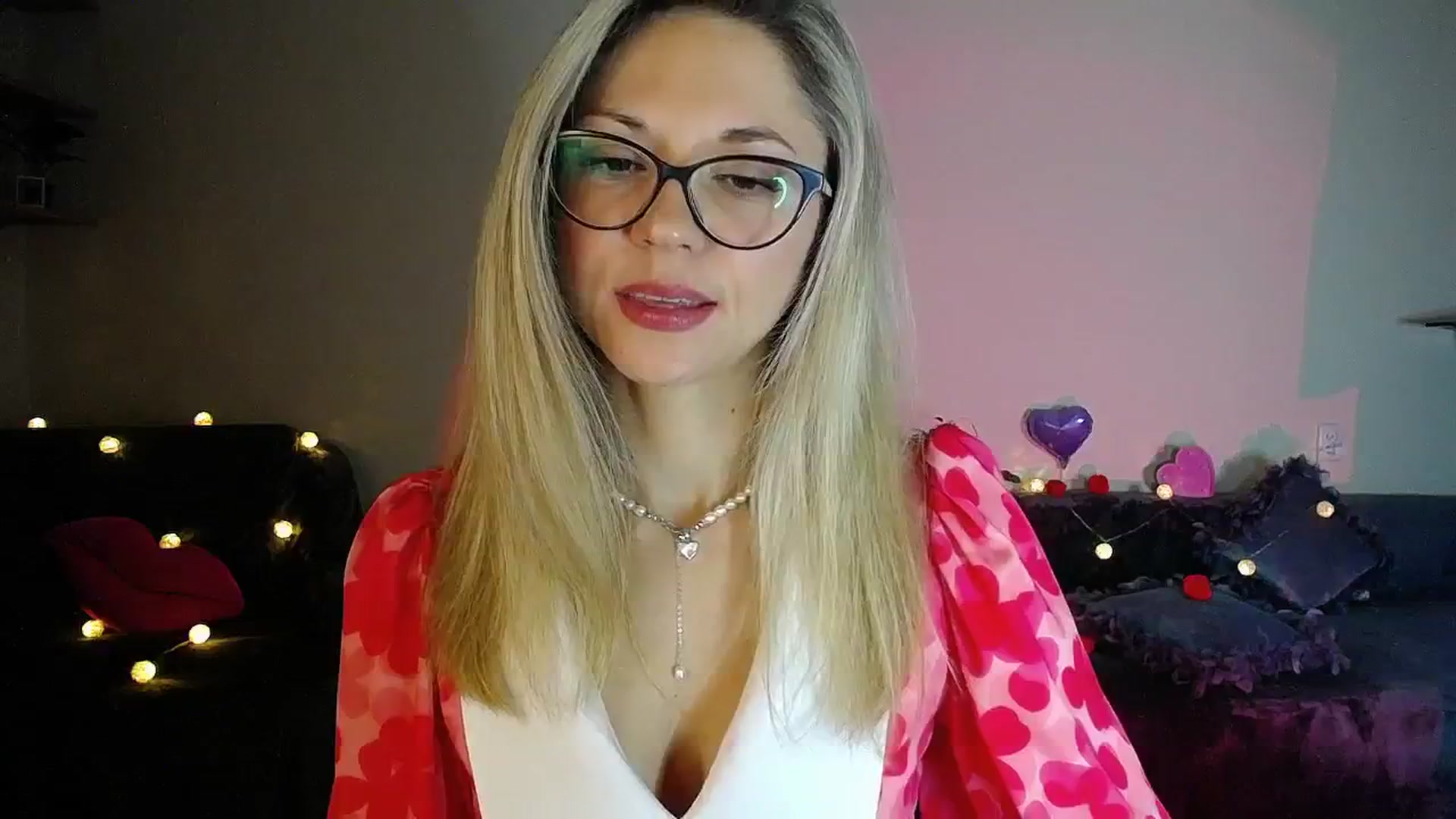 Gallery image thumbnail from Sunshine_alis's myfreecams stream on, 11/01/2025, 19:56 image 9 of 20