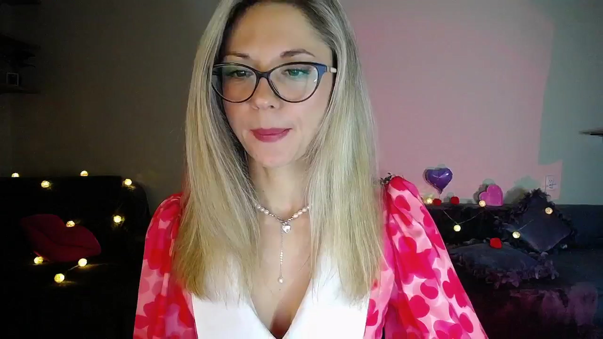 Gallery image thumbnail from Sunshine_alis's myfreecams stream on, 11/01/2025, 19:56 image 8 of 20